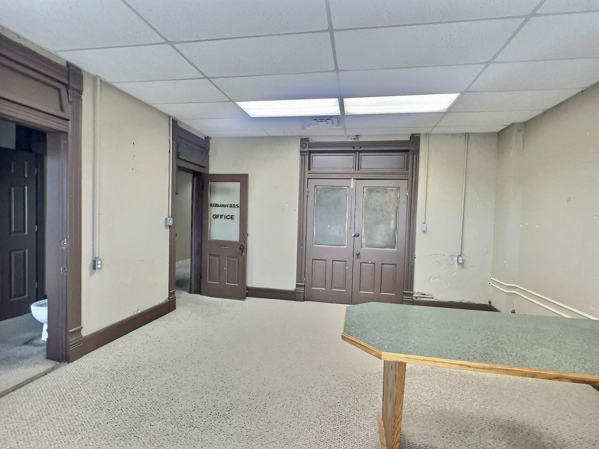 Photo 14 - Commercial Sale for sale – 402 E Broadway   Monett, MO