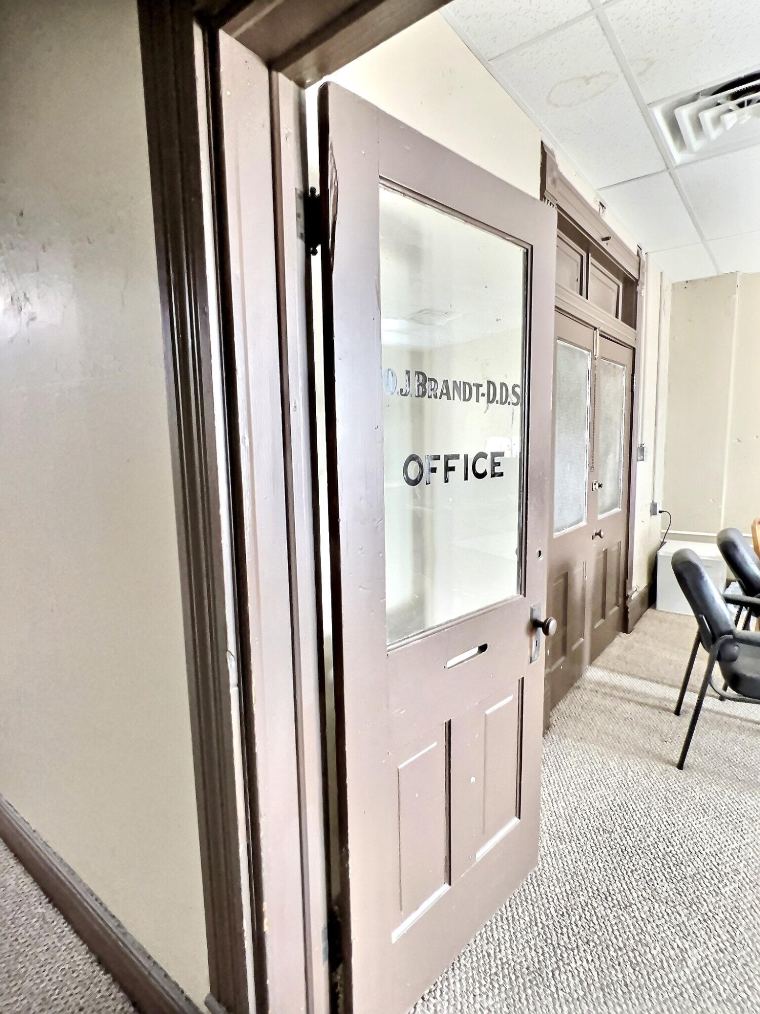 Photo 17 - Commercial Sale for sale – 402 E Broadway   Monett, MO