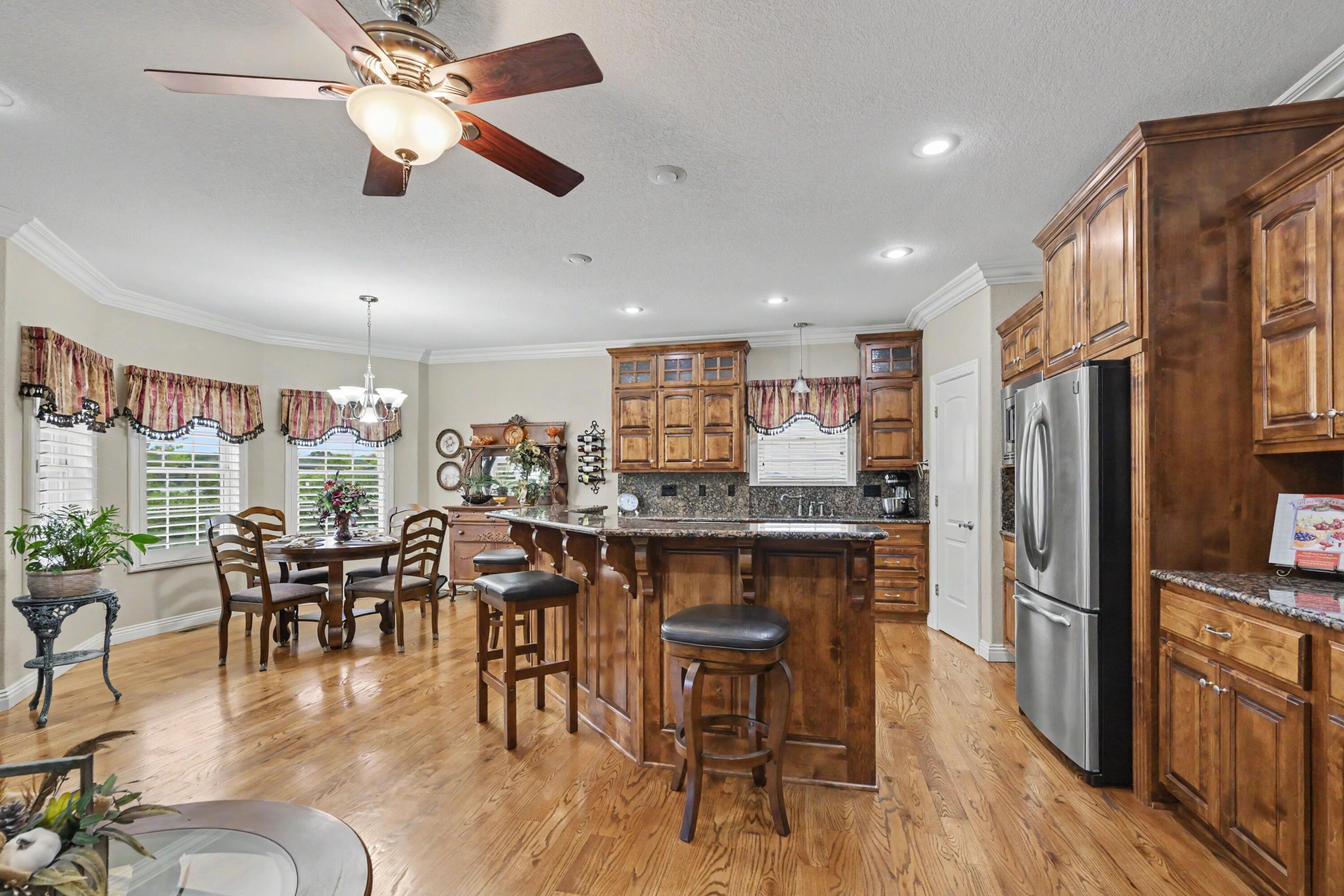 Photo 13 - Residential for sale – 1701  Village Lane  Neosho, MO