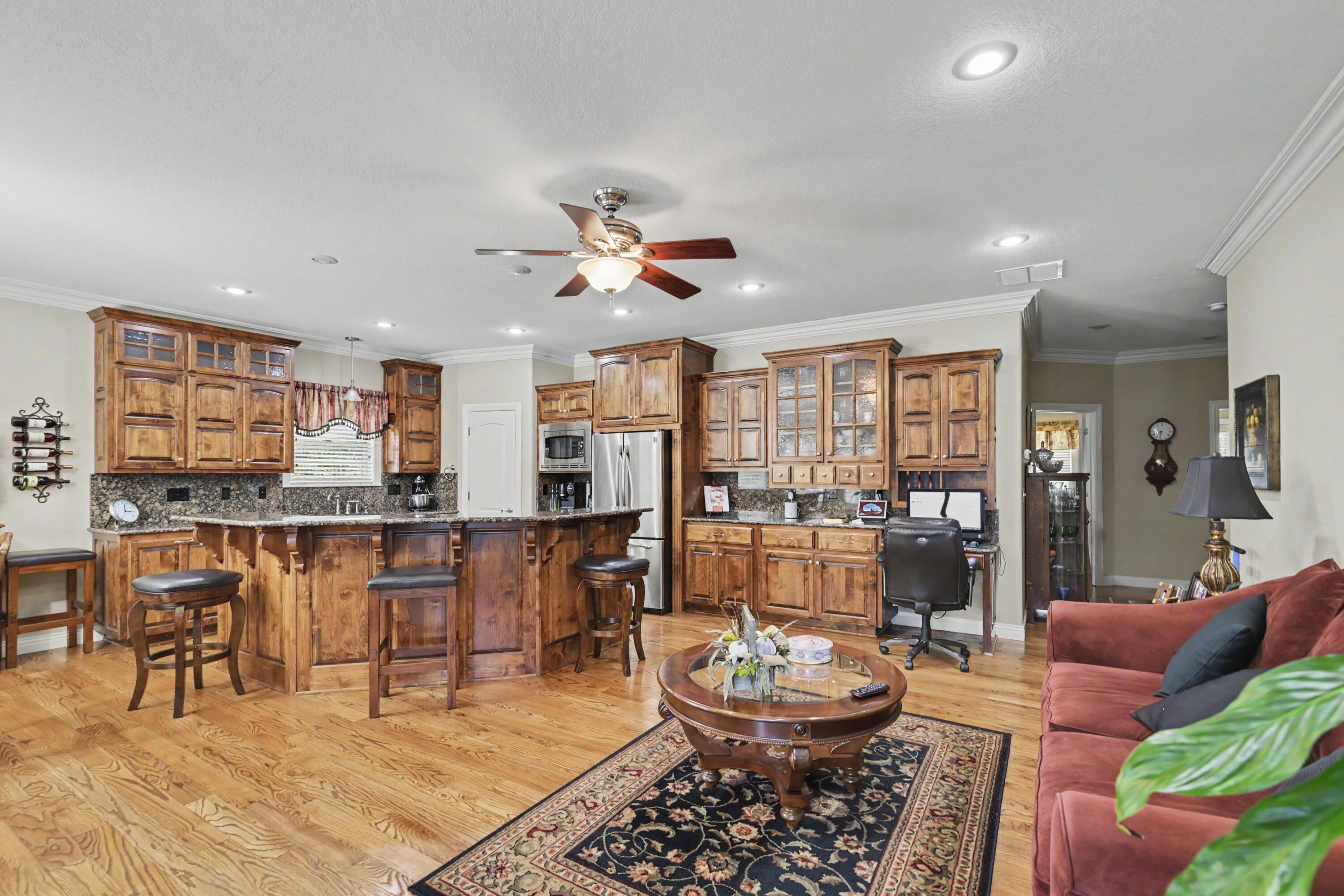 Photo 4 - Residential for sale – 1701  Village Lane  Neosho, MO