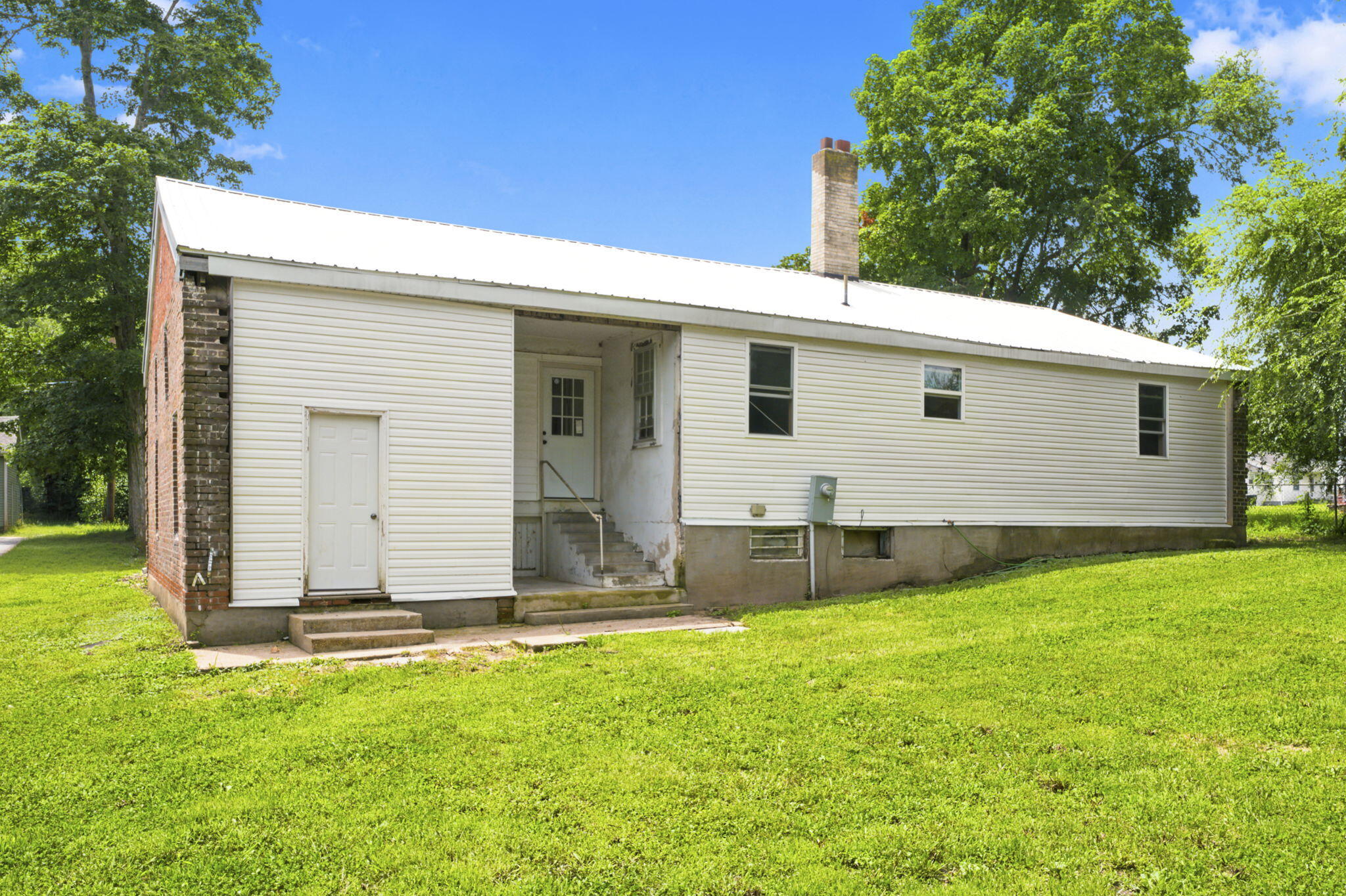 Photo 26 - Residential for sale – 409 E Olive Street  Bolivar, MO