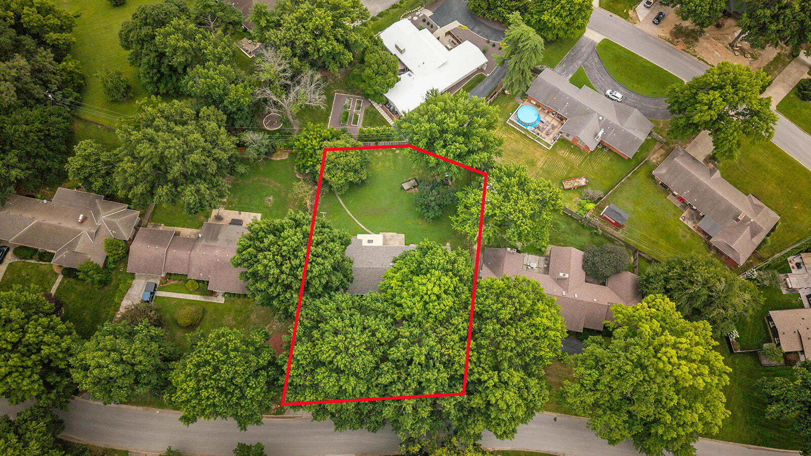 Photo 3 - Residential for sale – 2266 S Meadowview Avenue  Springfield, MO