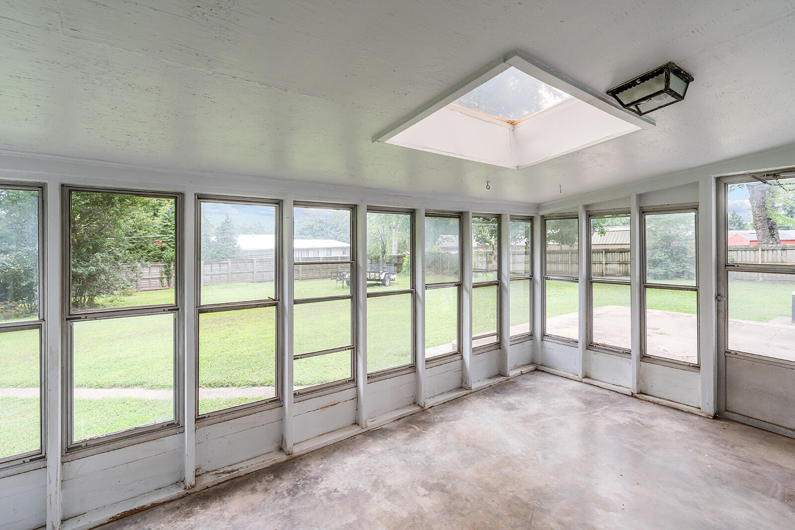 Photo 39 - Residential for sale – 2266 S Meadowview Avenue  Springfield, MO