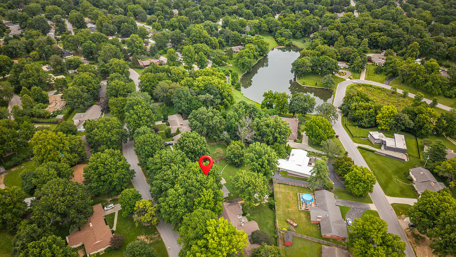 Photo 4 - Residential for sale – 2266 S Meadowview Avenue  Springfield, MO