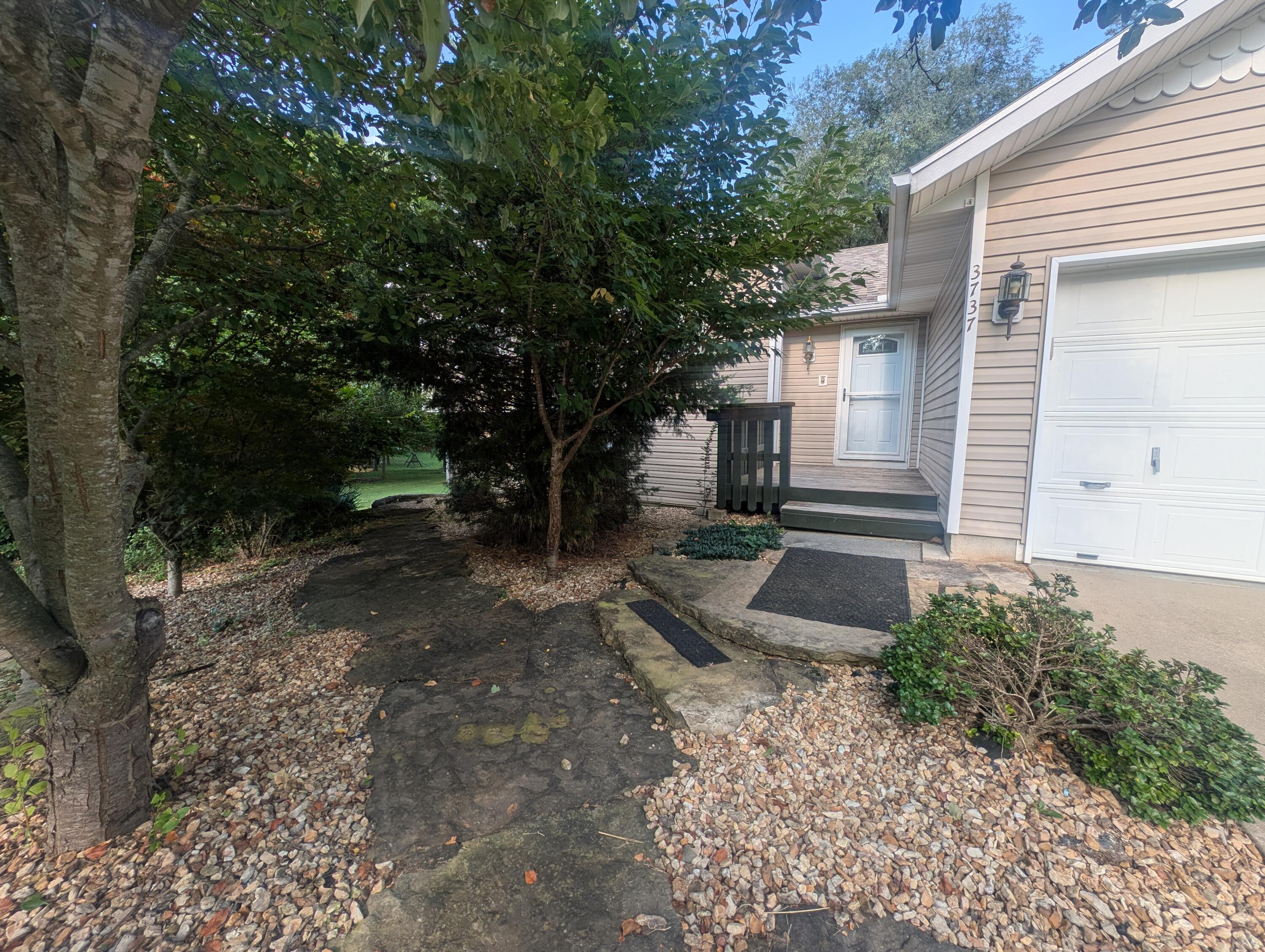 Photo 3 - Residential for sale – 3737 S Oak Avenue  Springfield, MO