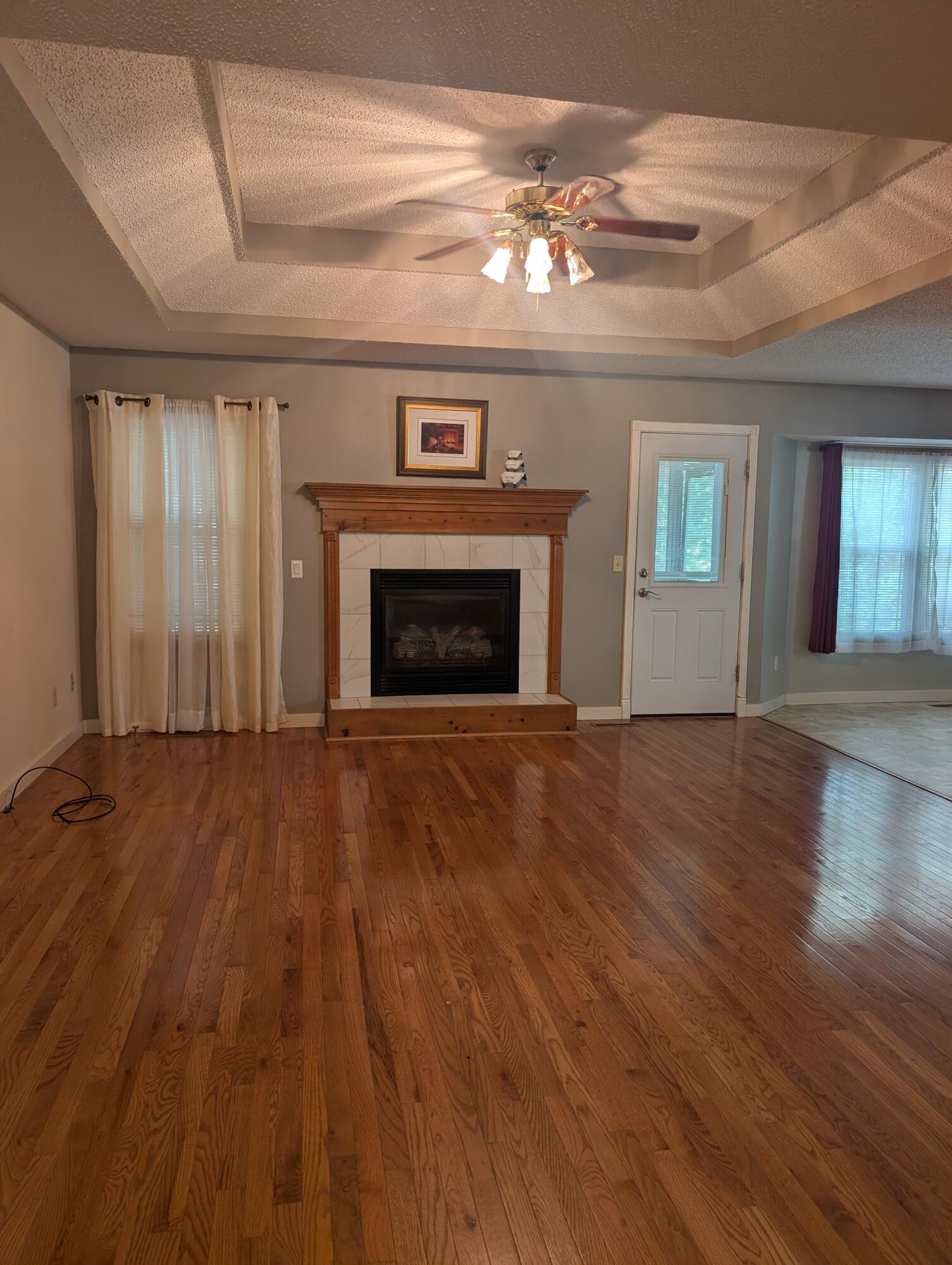 Photo 5 - Residential for sale – 3737 S Oak Avenue  Springfield, MO