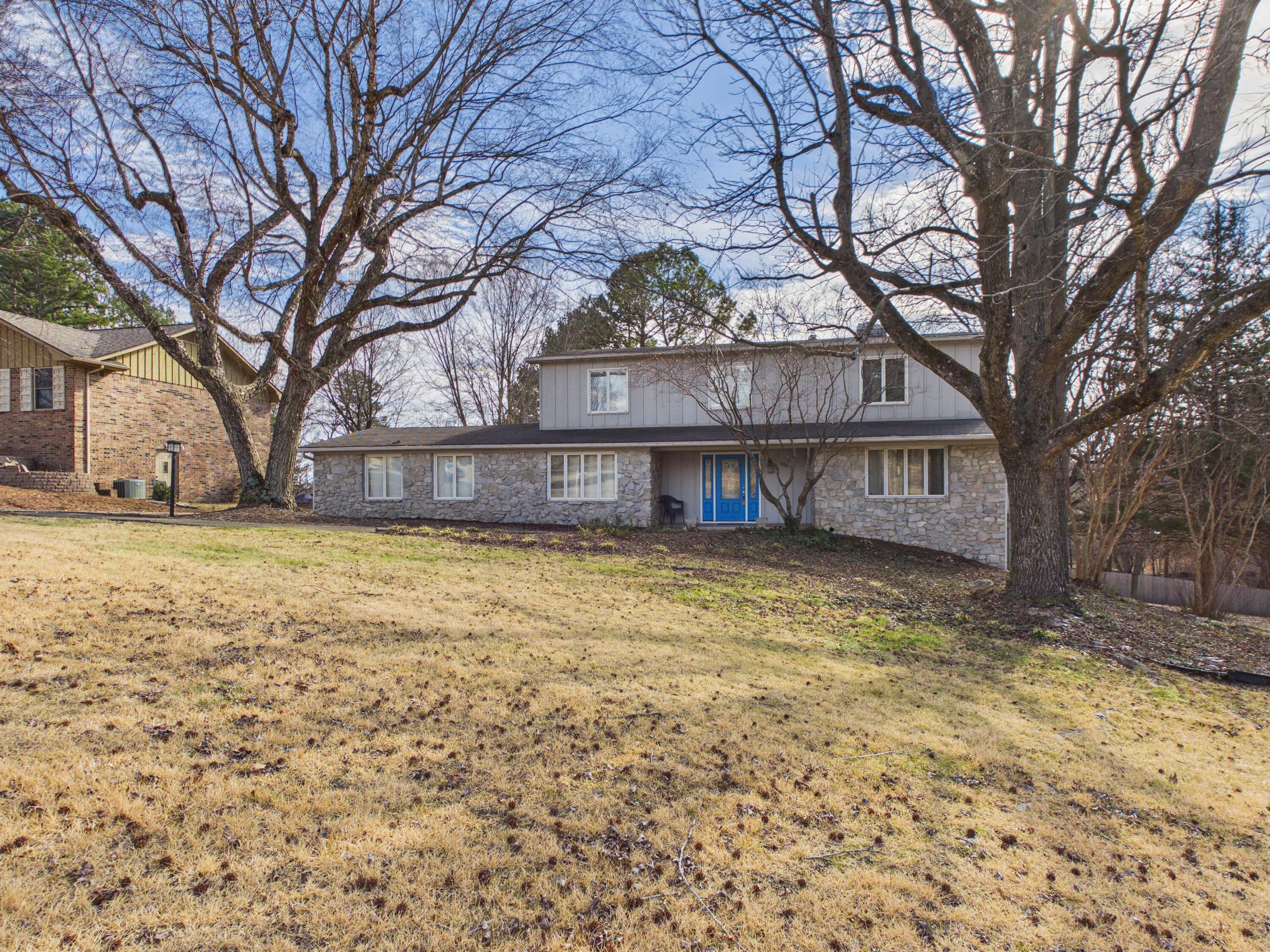 Photo 3 - Residential for sale – 1006 W Sherman Avenue  Harrison, AR
