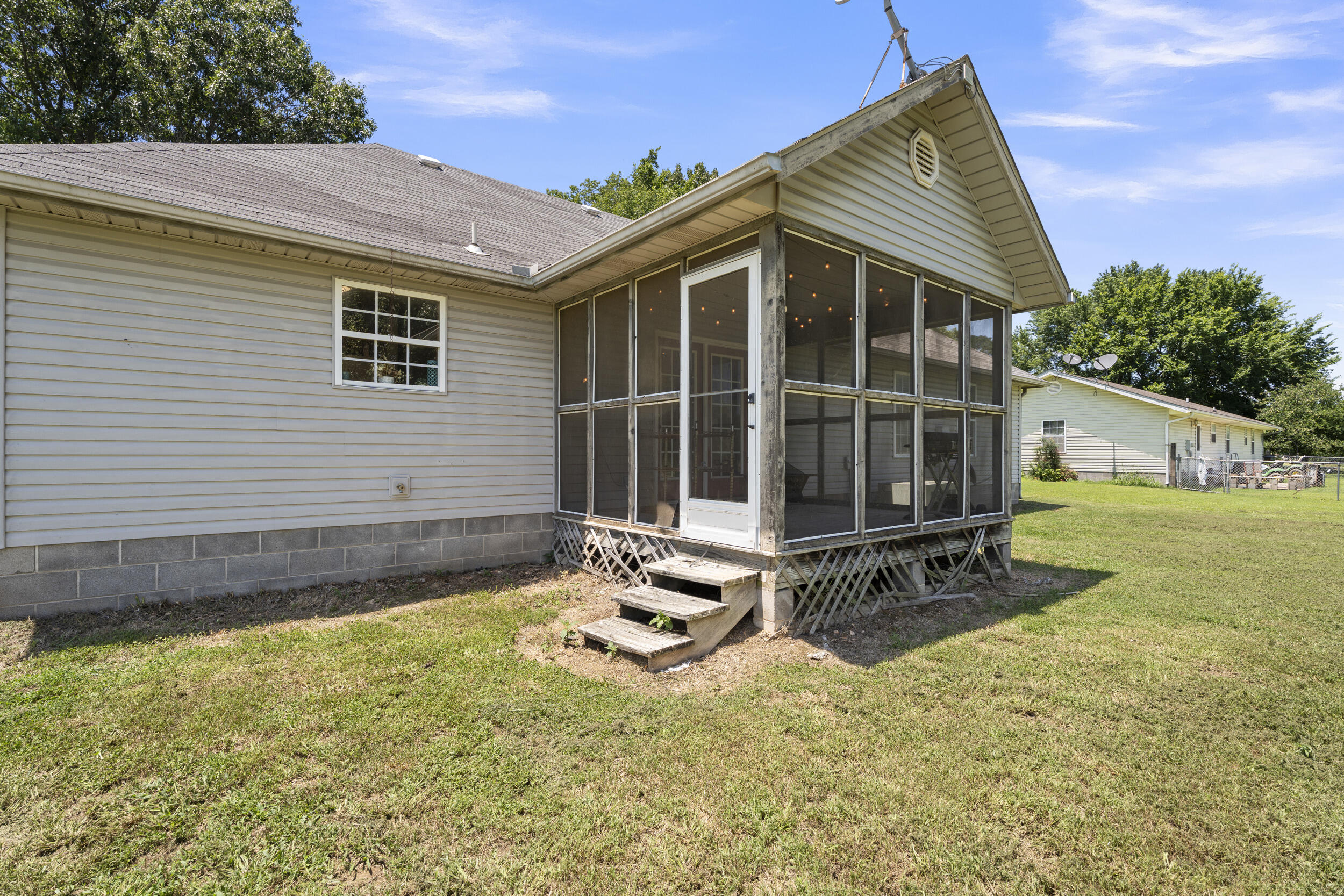 Photo 24 - Residential for sale – 712  Mill Street  Southwest City, MO