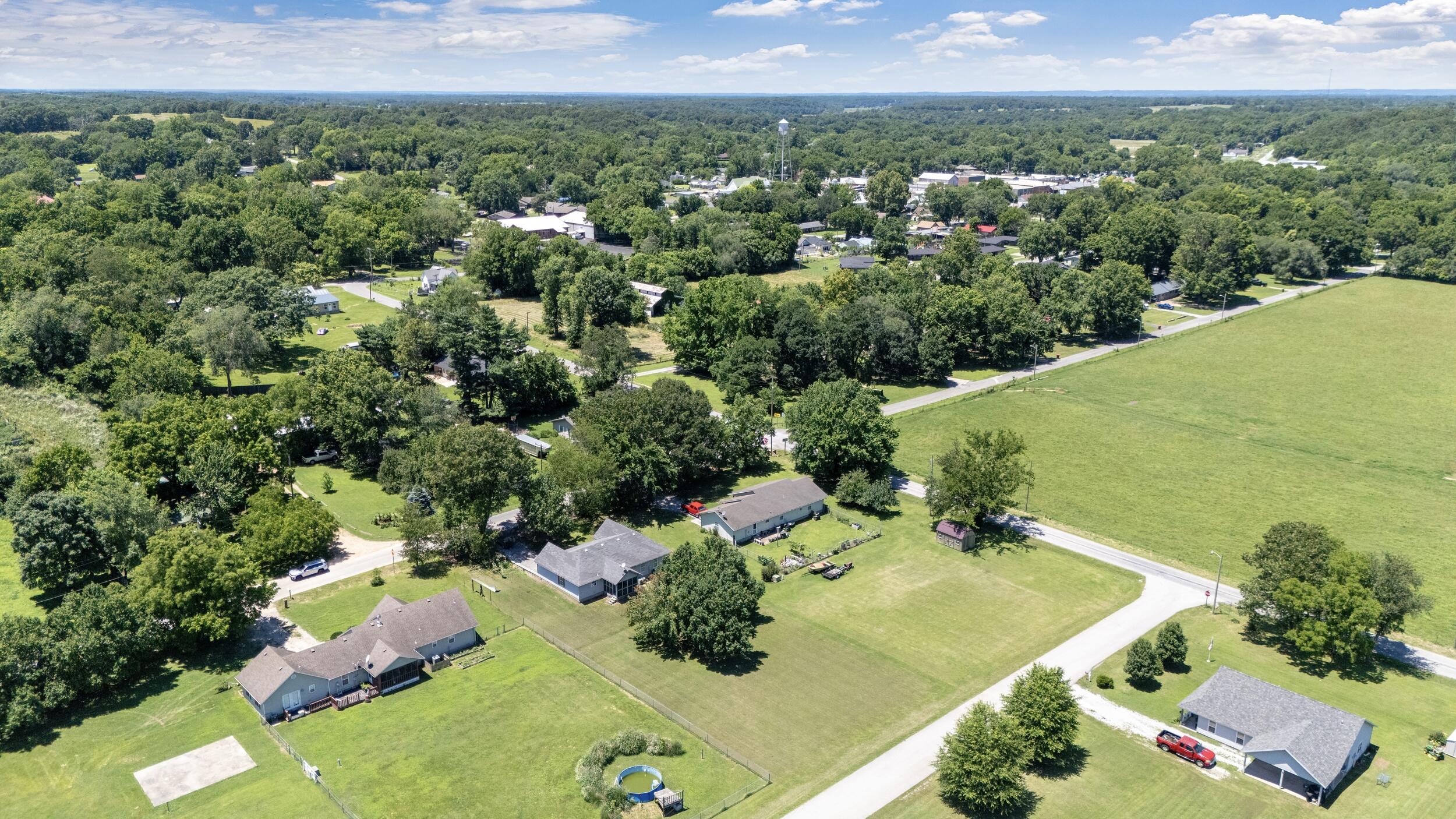 Photo 37 - Residential for sale – 712  Mill Street  Southwest City, MO