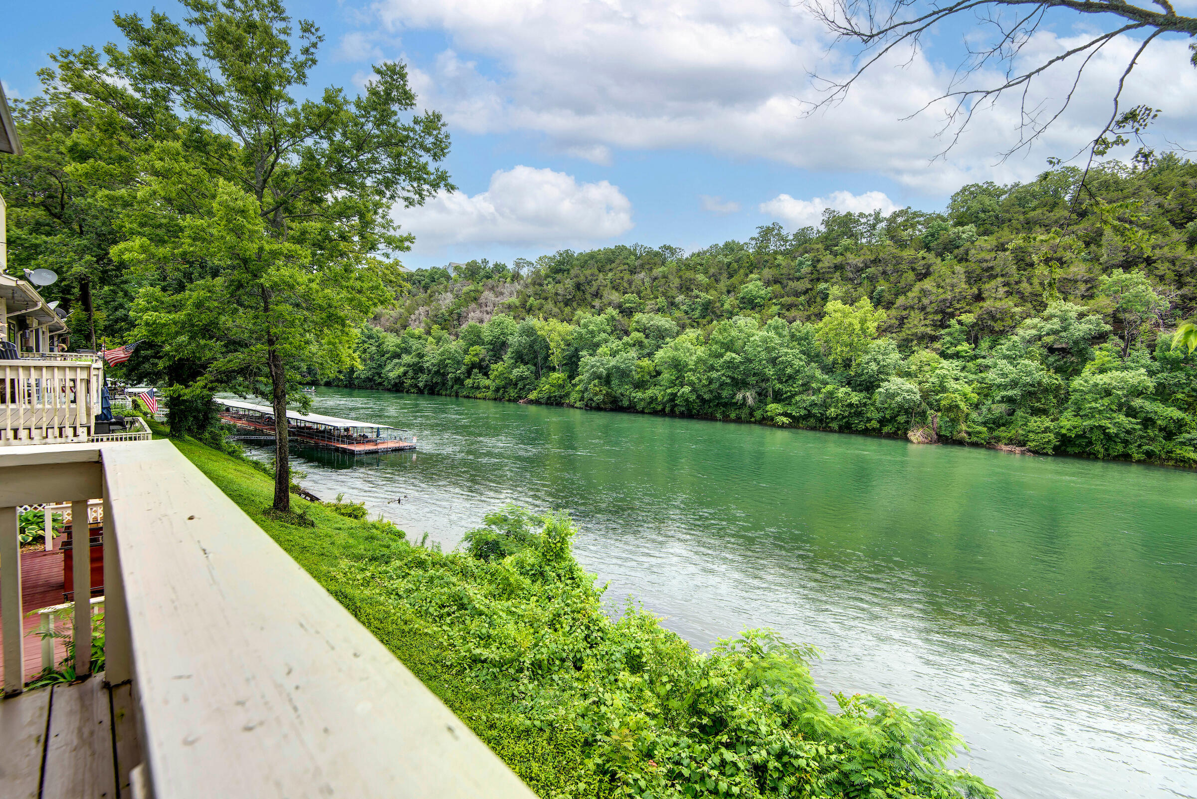 Photo 4 - Residential for sale – 146  River Point Road  Hollister, MO