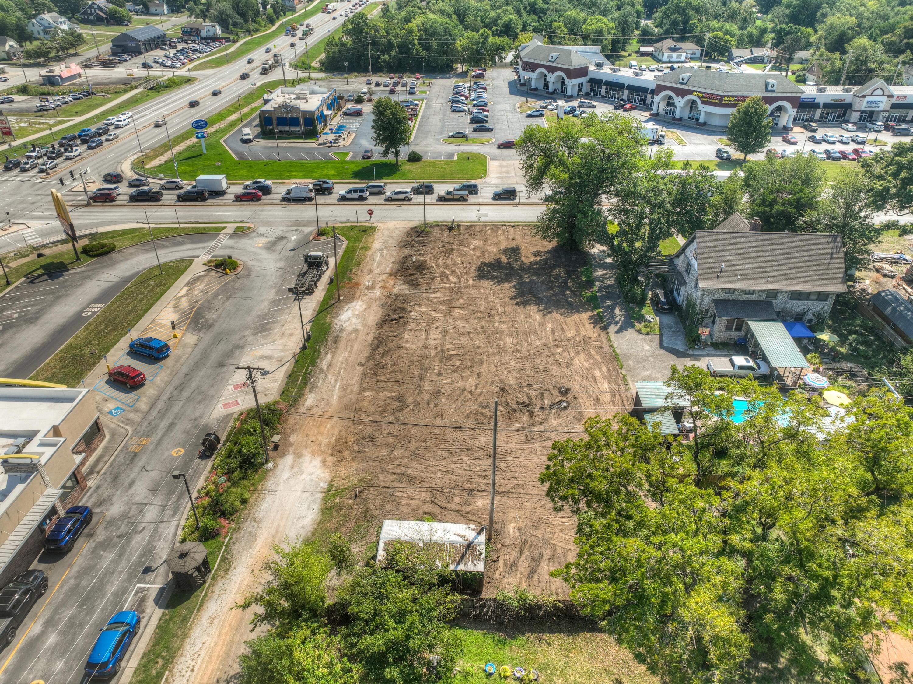Photo 3 - Commercial Sale for sale – 502 S Madison Street  Webb City, MO