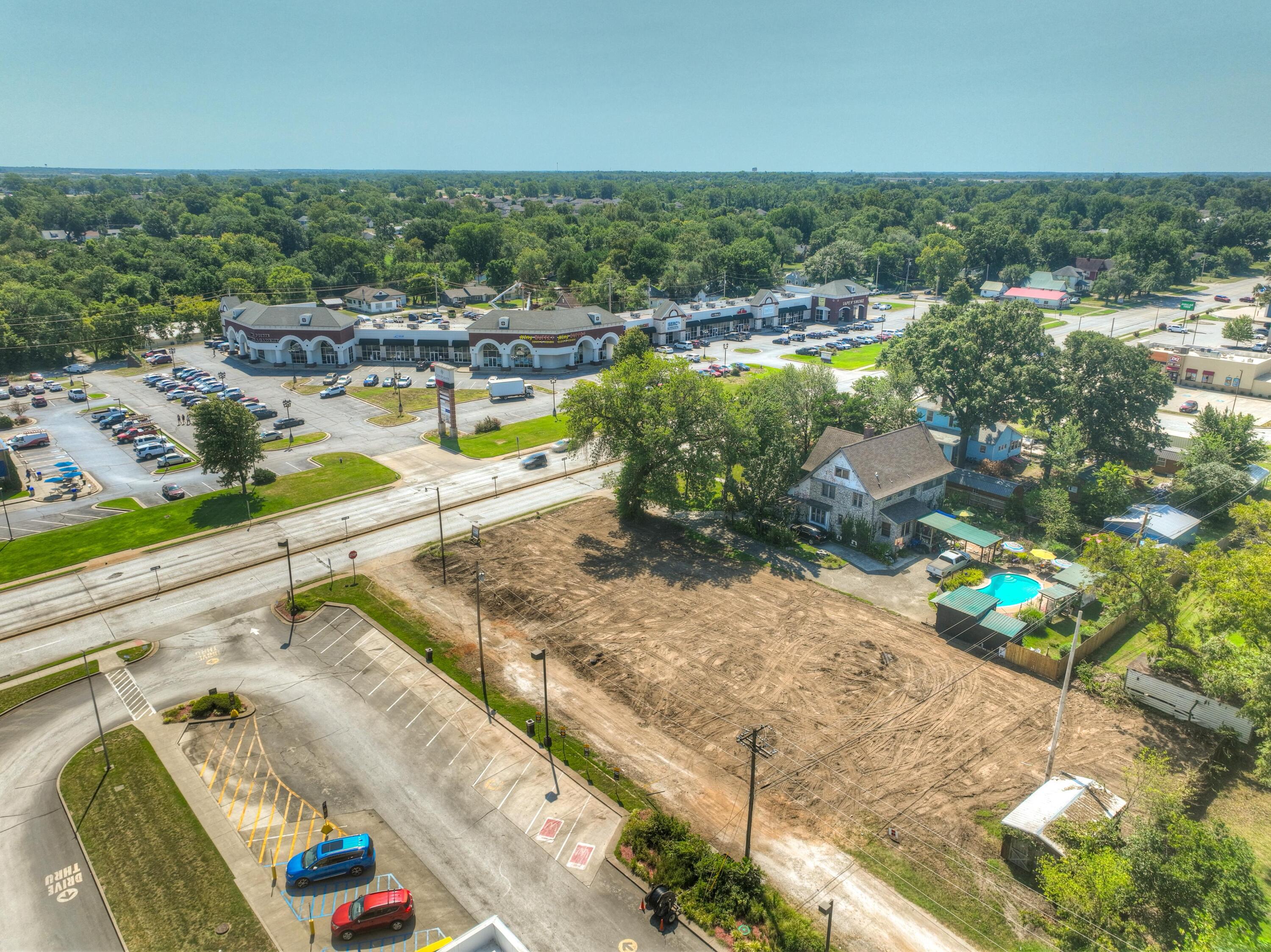Photo 8 - Commercial Sale for sale – 502 S Madison Street  Webb City, MO