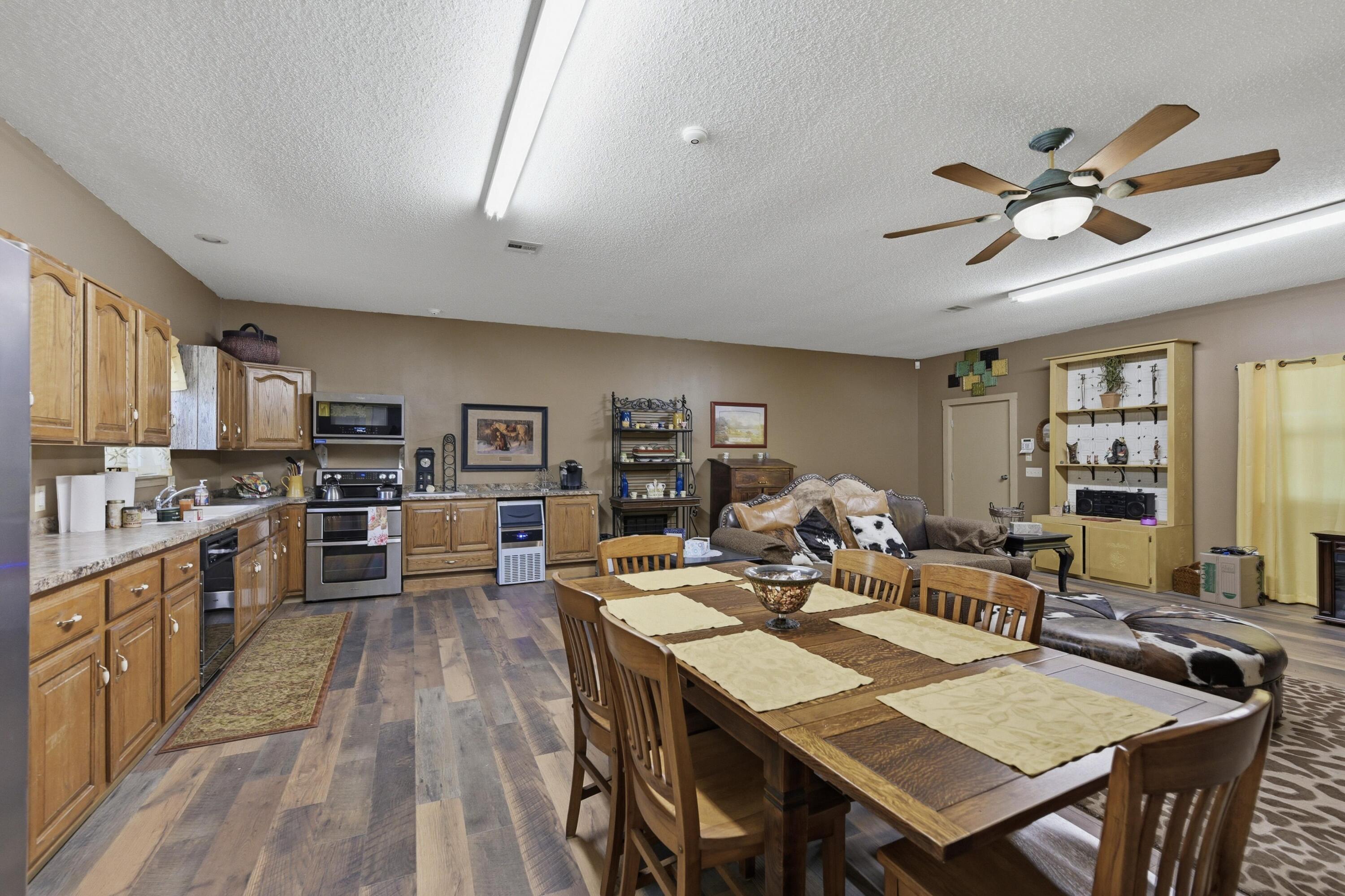 Photo 106 - Residential for sale – 10591  Poppy Drive  Neosho, MO