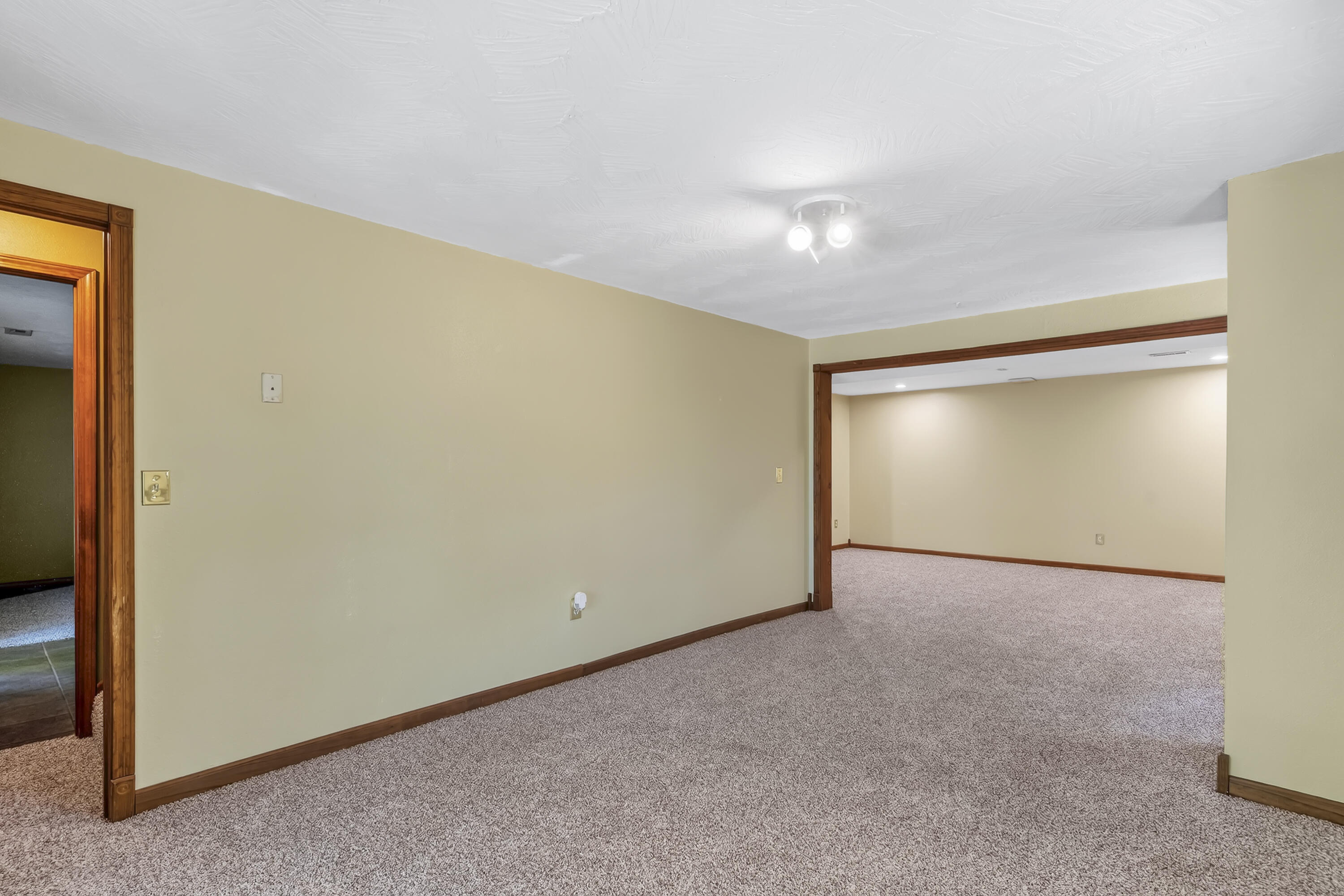 Photo 32 - Residential for sale – 538  Munson Hill Drive  Marshfield, MO