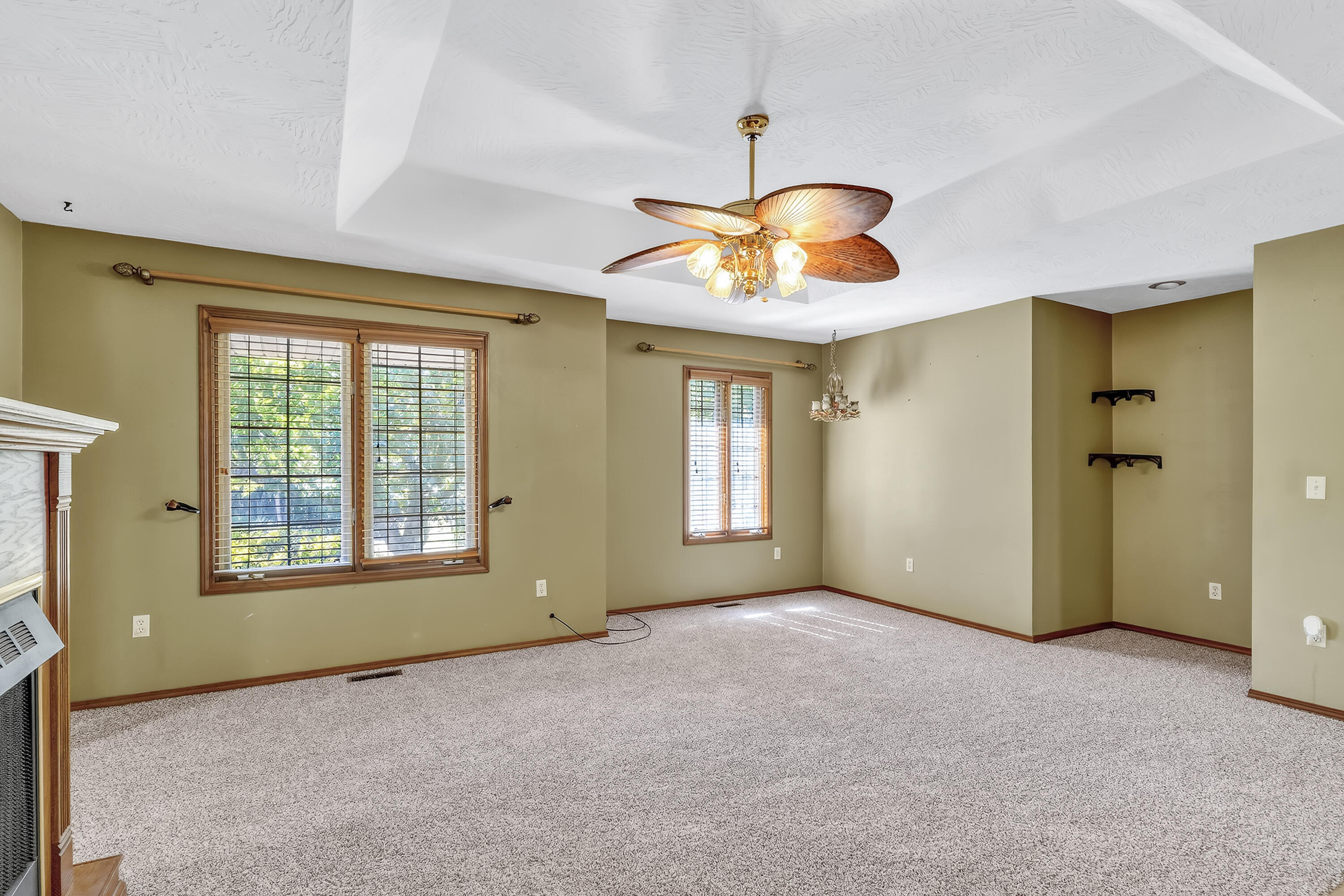 Photo 10 - Residential for sale – 538  Munson Hill Drive  Marshfield, MO
