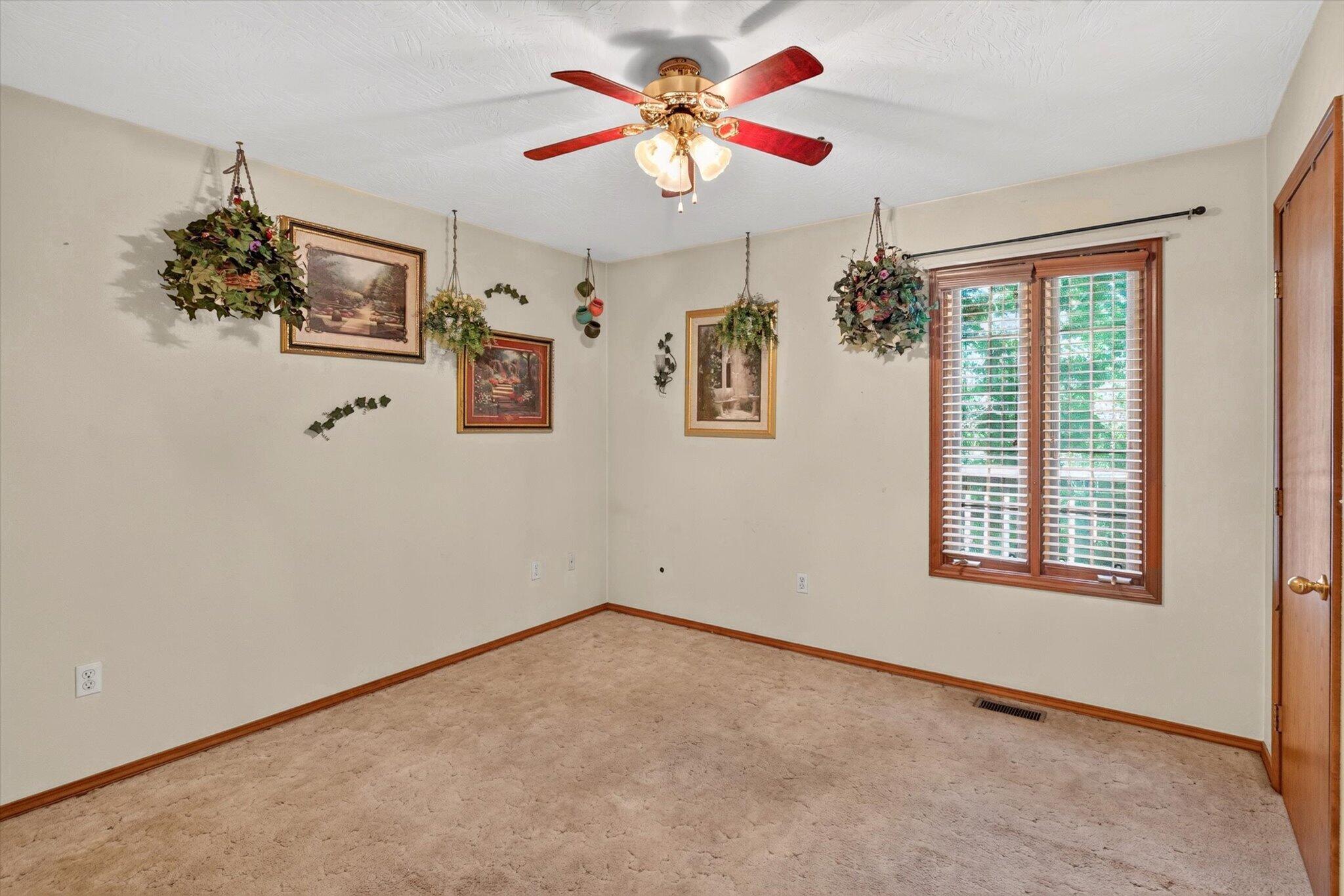 Photo 26 - Residential for sale – 538  Munson Hill Drive  Marshfield, MO