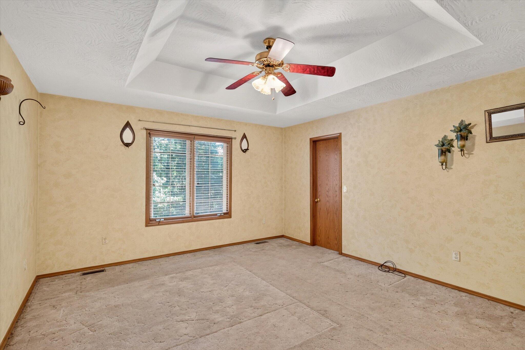 Photo 21 - Residential for sale – 538  Munson Hill Drive  Marshfield, MO