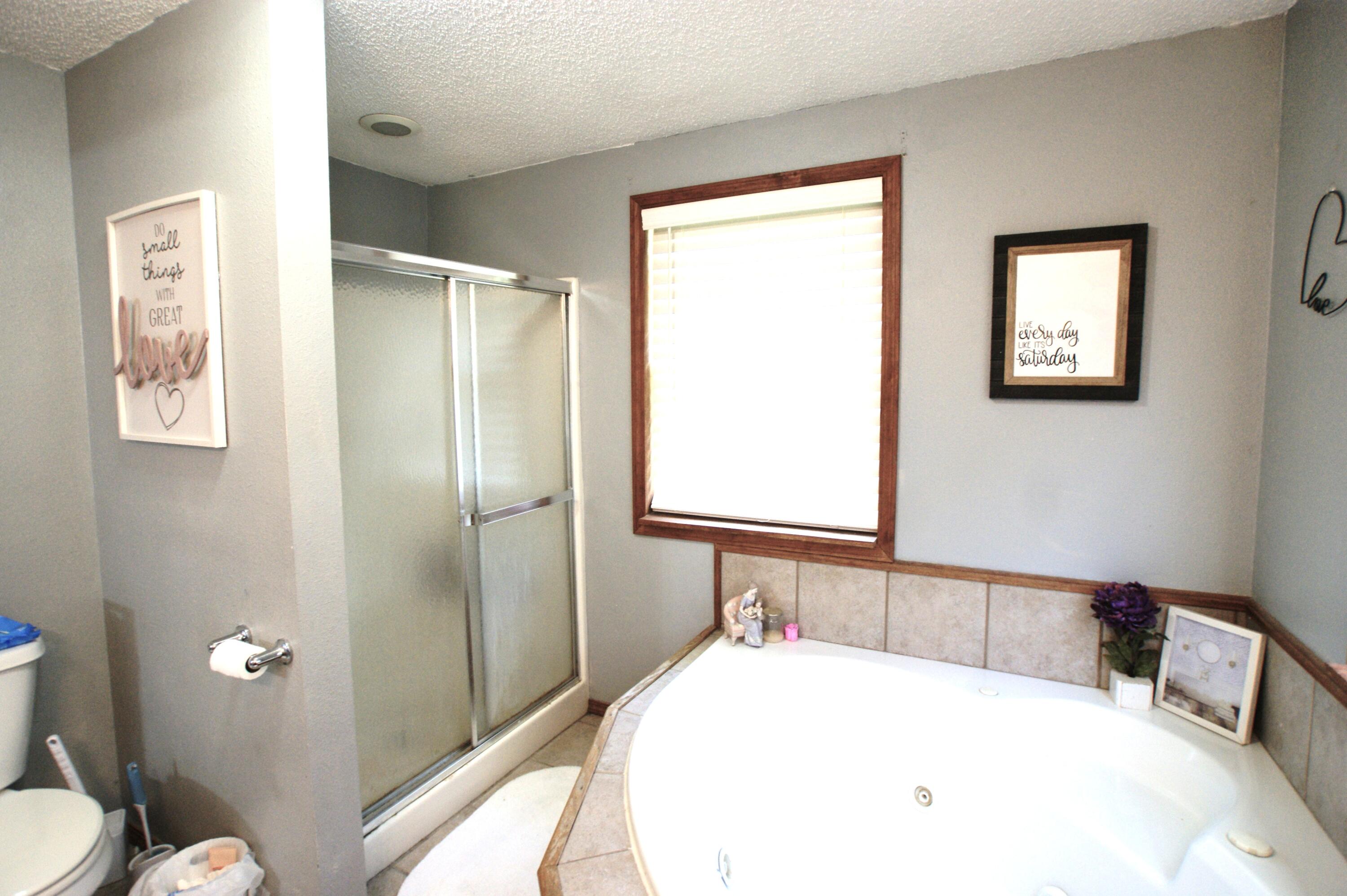 Photo 17 - Residential for sale – 20599  Mink Drive  Neosho, MO
