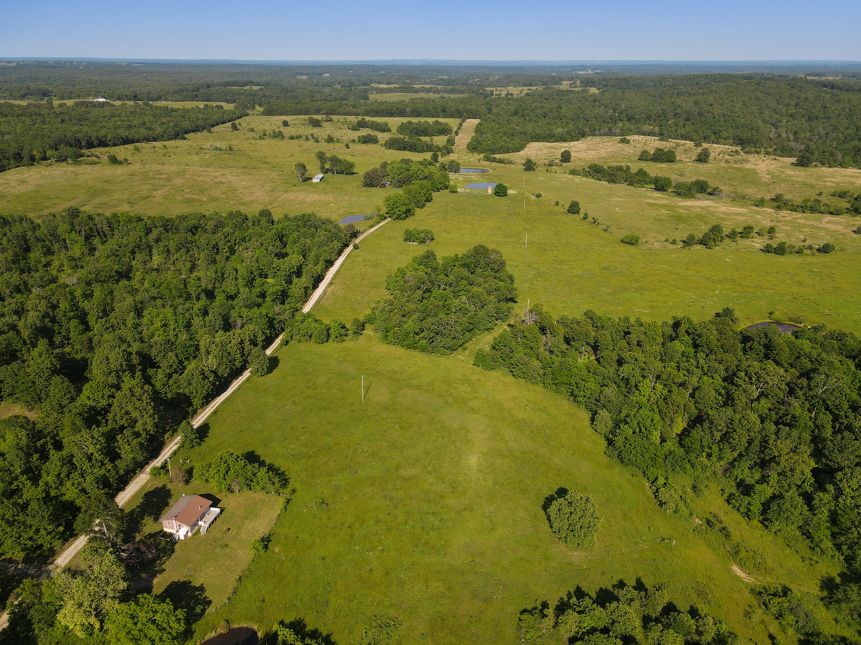 Photo 3 - Farm for sale – 9593  County Road 9660   Koshkonong, MO