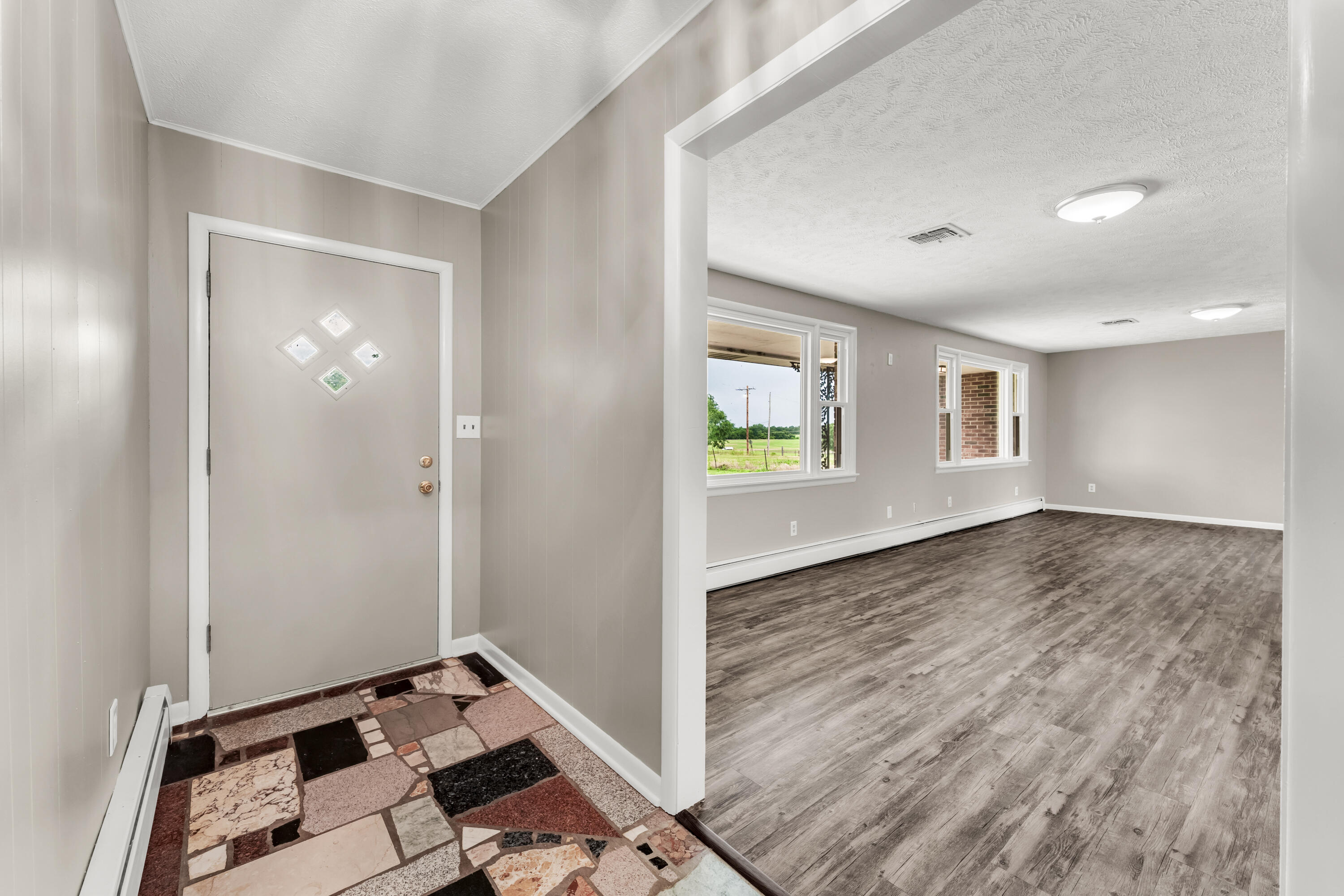 Photo 5 - Residential for sale – 4304 S Farm Road 29   Billings, MO