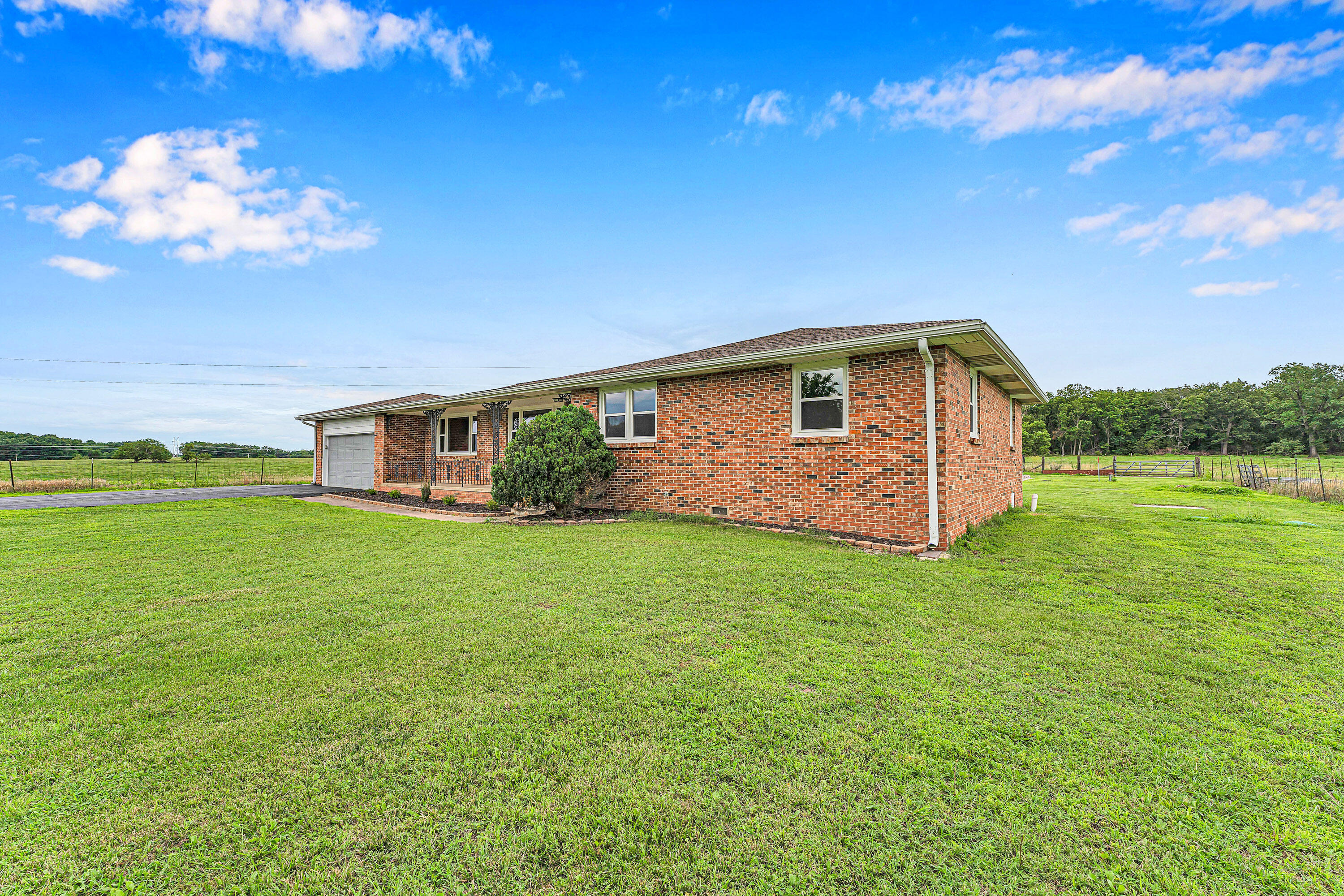 Photo 32 - Residential for sale – 4304 S Farm Road 29   Billings, MO