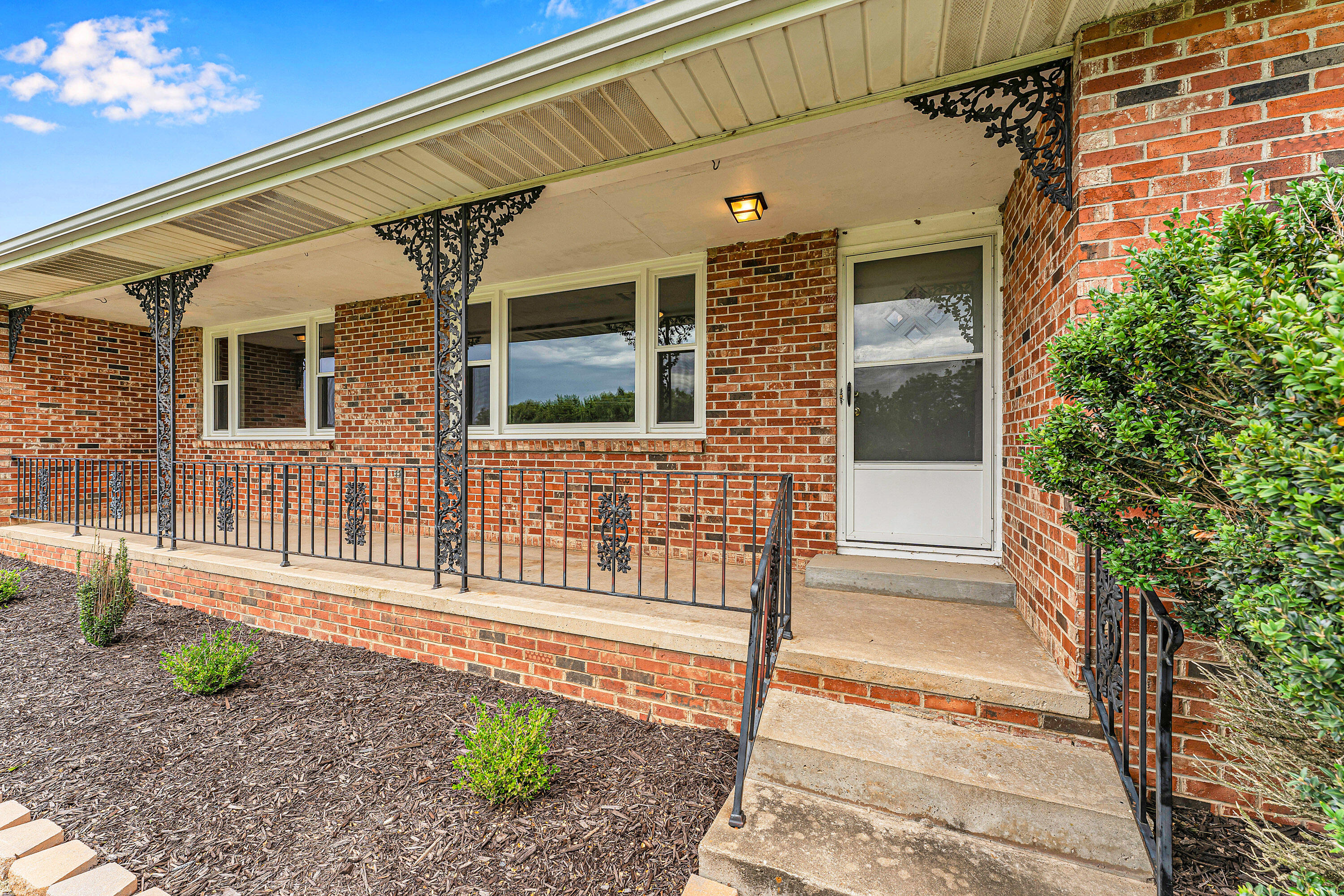 Photo 3 - Residential for sale – 4304 S Farm Road 29   Billings, MO