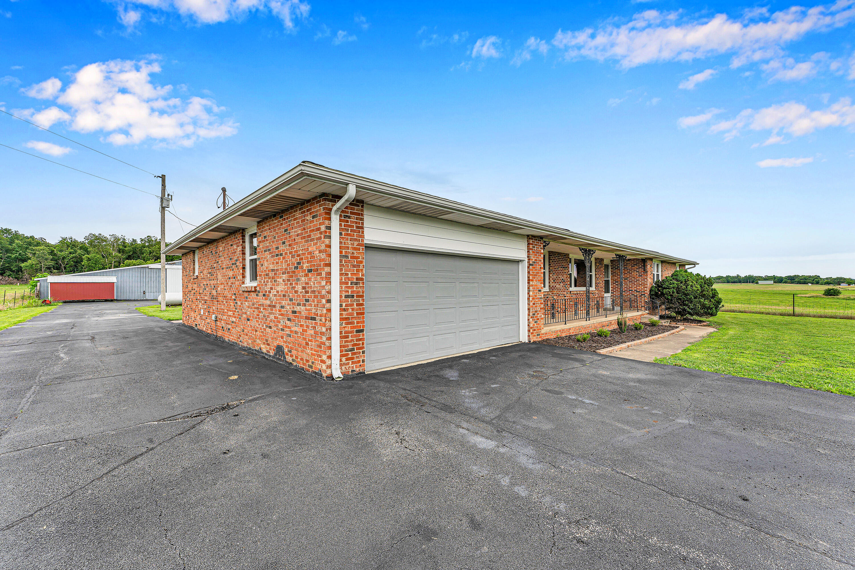 Photo 33 - Residential for sale – 4304 S Farm Road 29   Billings, MO