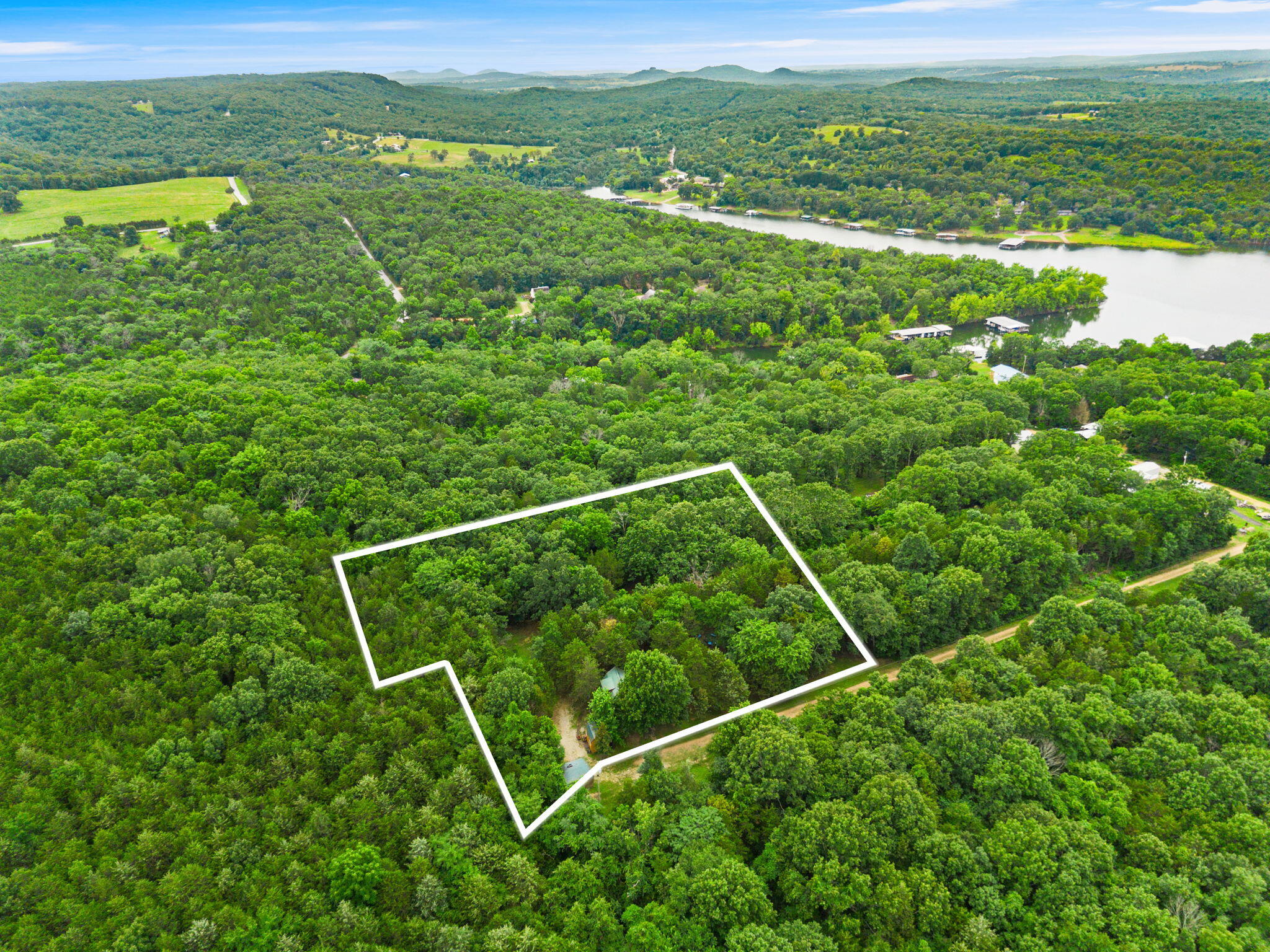 Photo 30 - Residential for sale – 224  Tom Smith Trail  Lampe, MO