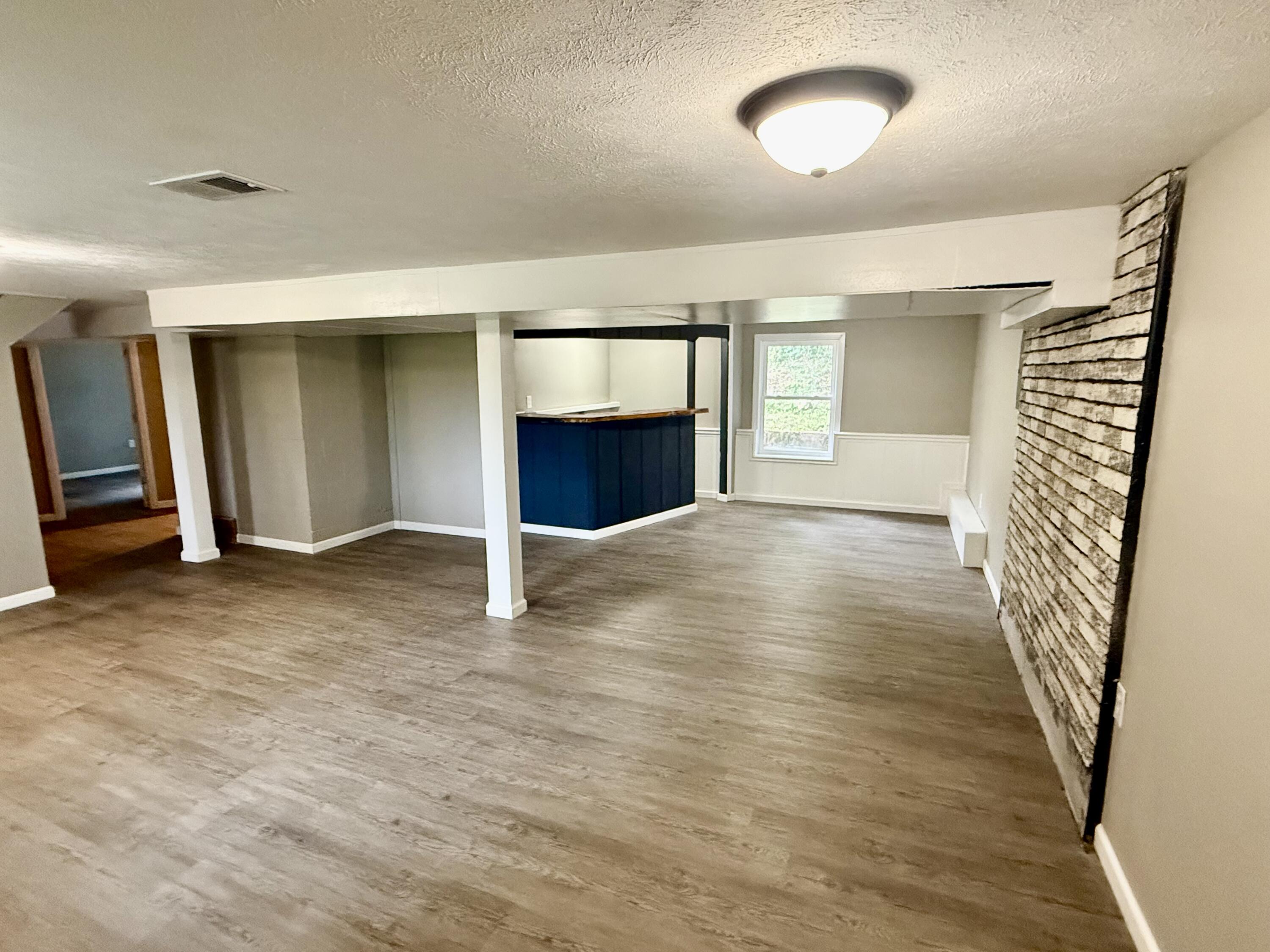 Photo 8 - Residential for sale – 802 S 5th Street  Branson, MO
