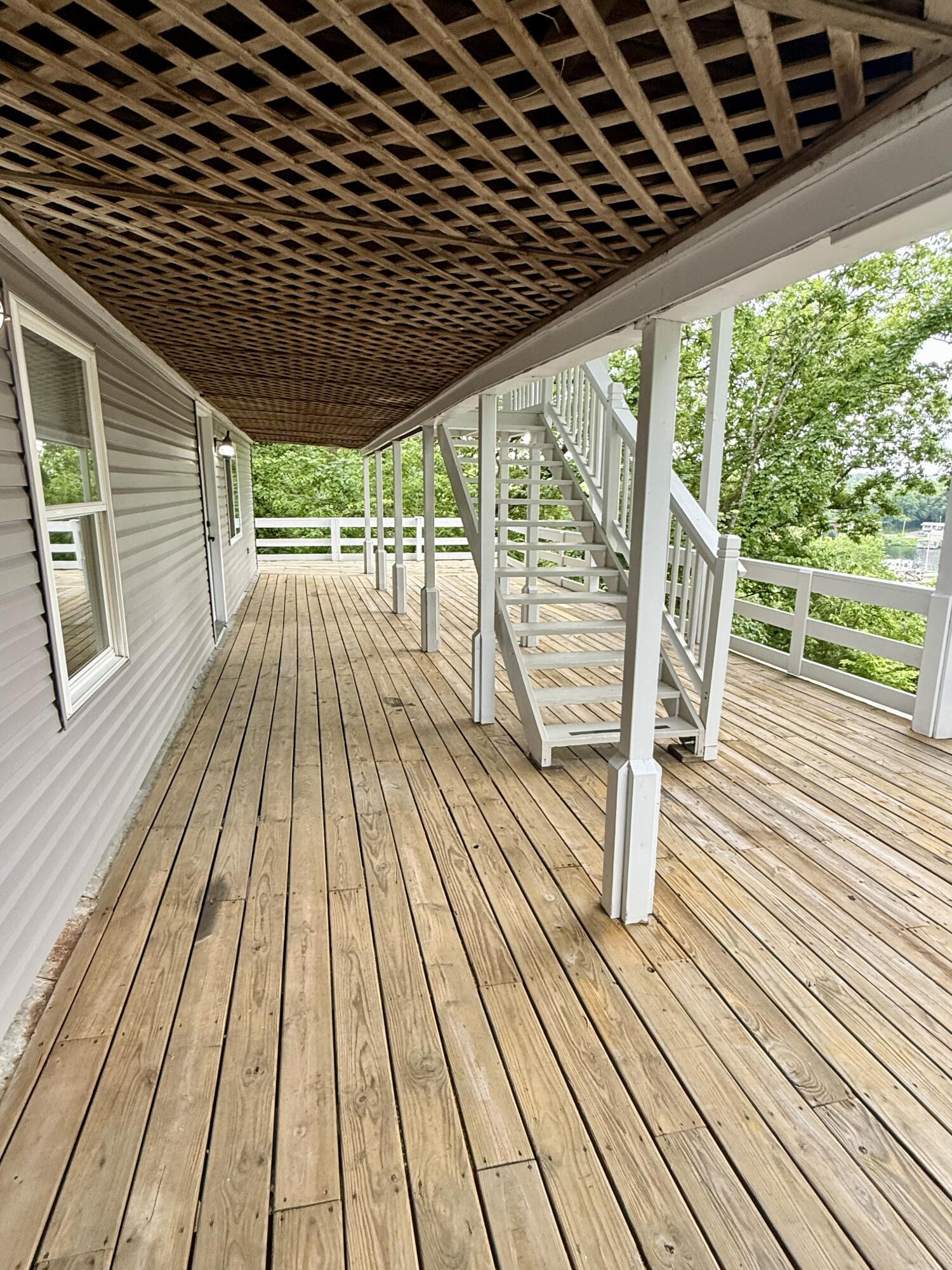 Photo 4 - Residential for sale – 802 S 5th Street  Branson, MO