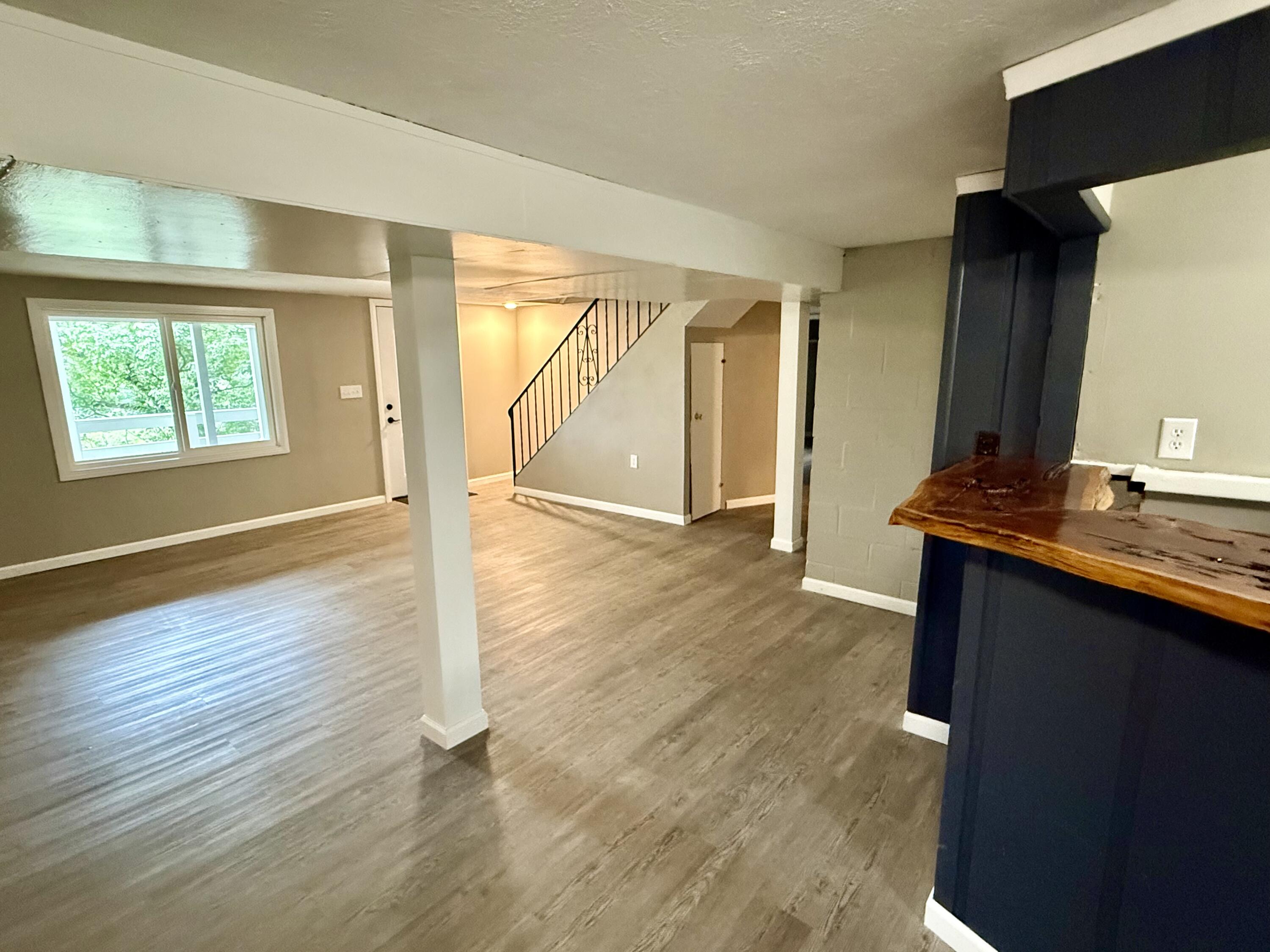 Photo 9 - Residential for sale – 802 S 5th Street  Branson, MO