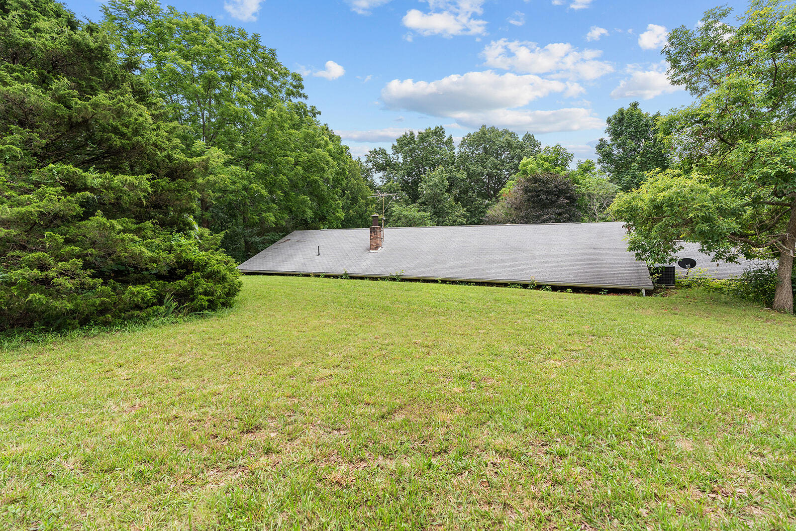 Photo 38 - Residential for sale – 612  Stoneshire Drive  Highlandville, MO