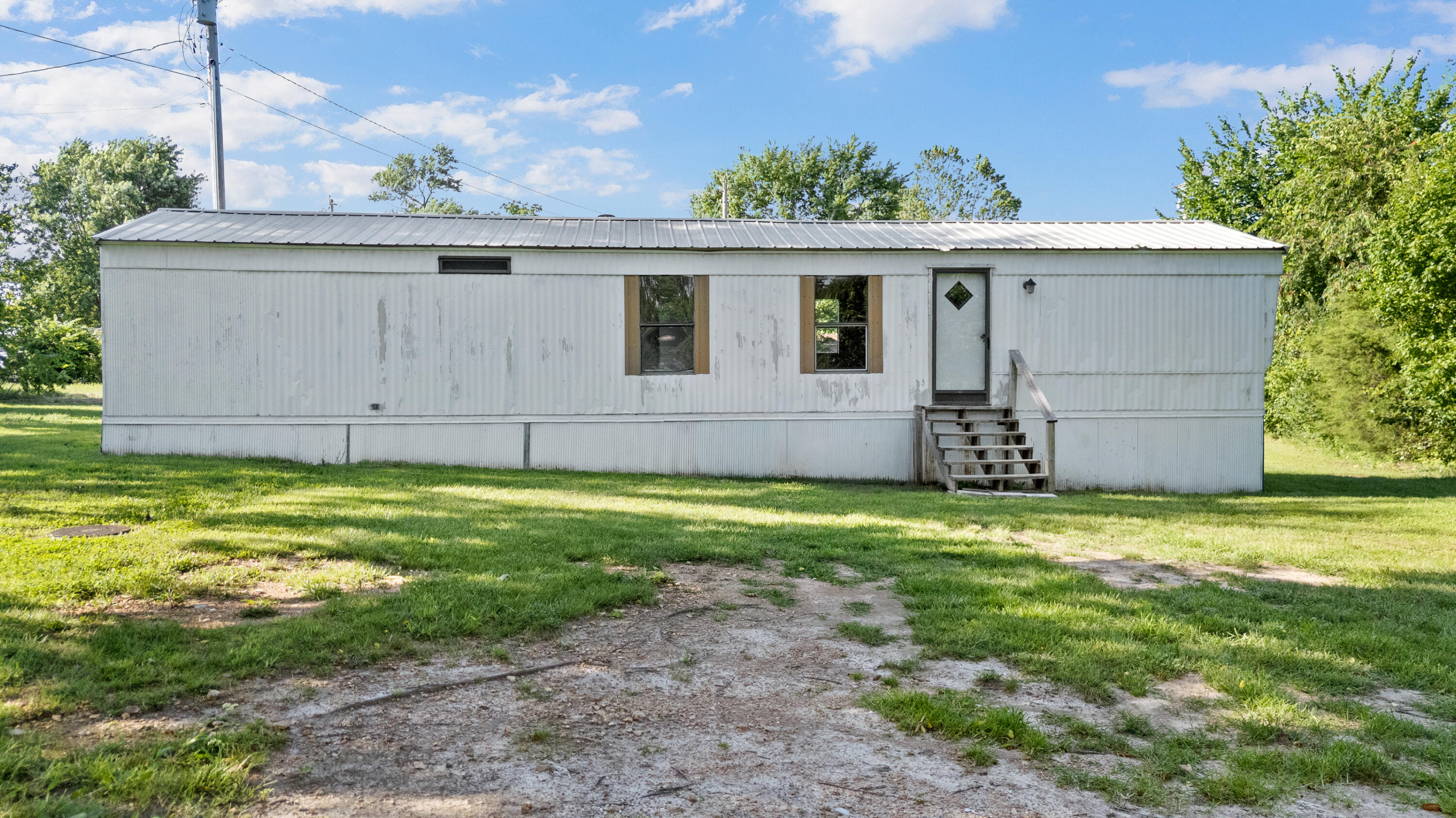 Residential for sale – 101  Snooks Road  Exeter, MO