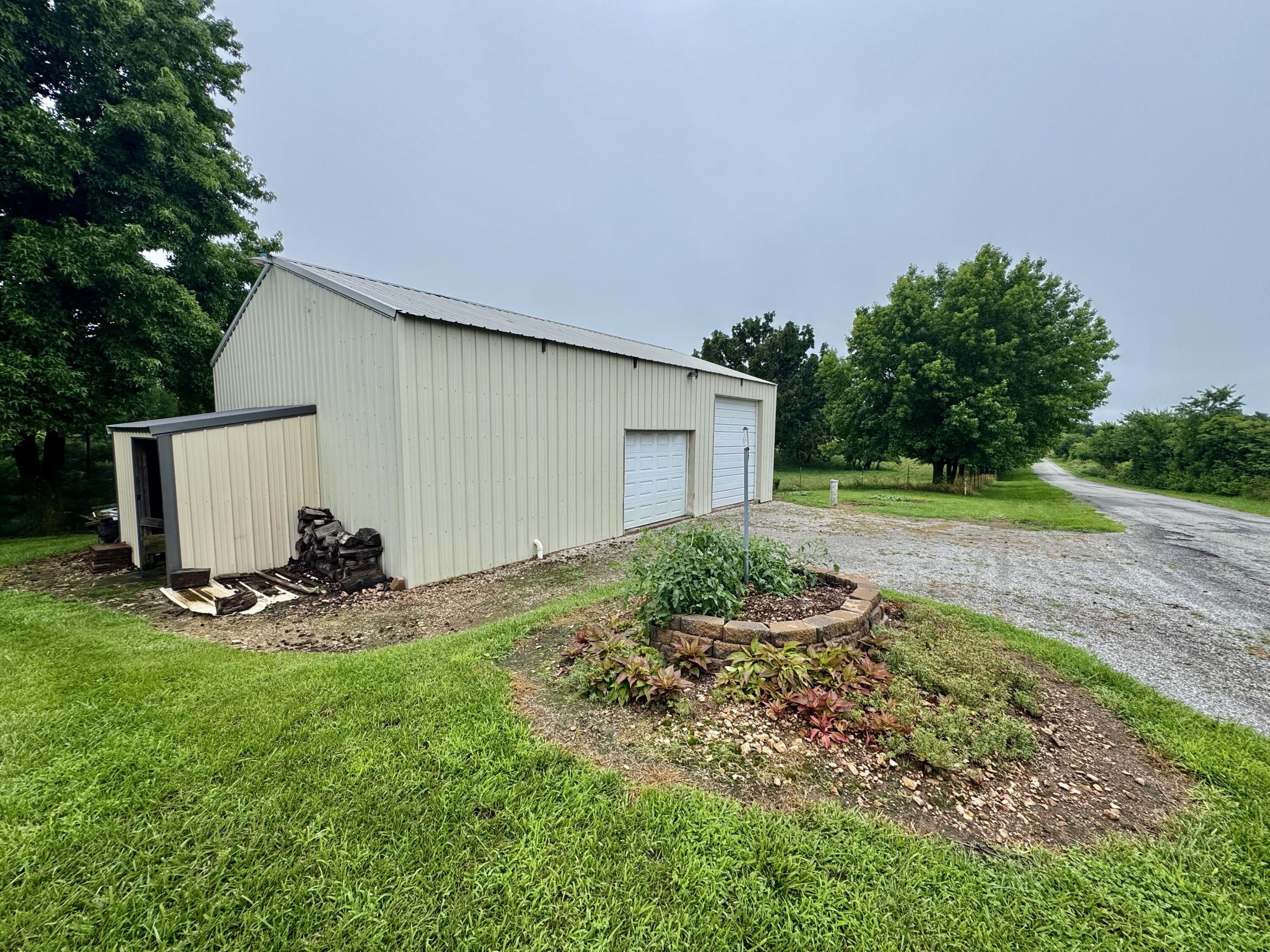 Photo 18 - Residential for sale – 12459  Farm Road 1015   Exeter, MO