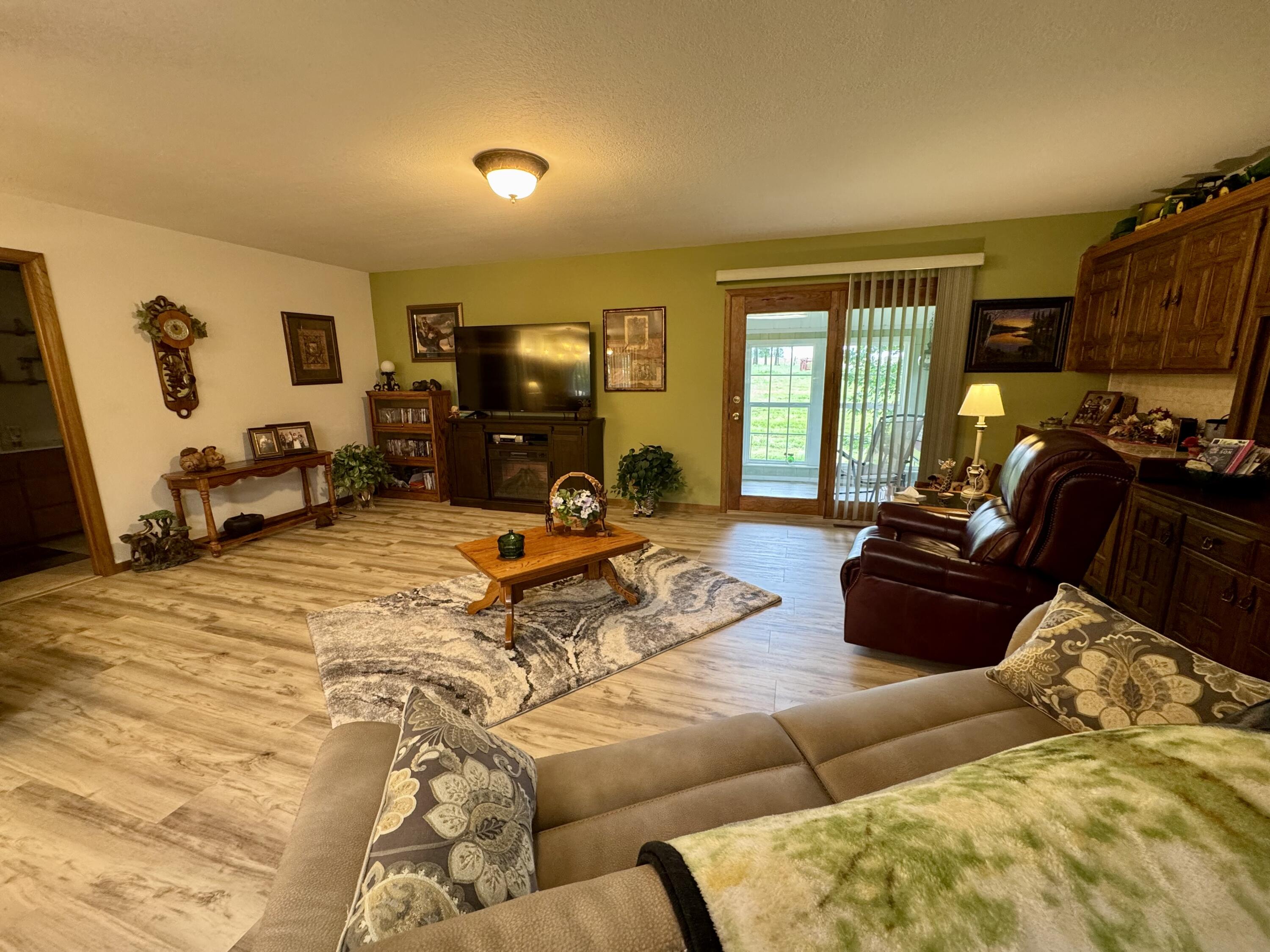 Photo 30 - Residential for sale – 12459  Farm Road 1015   Exeter, MO