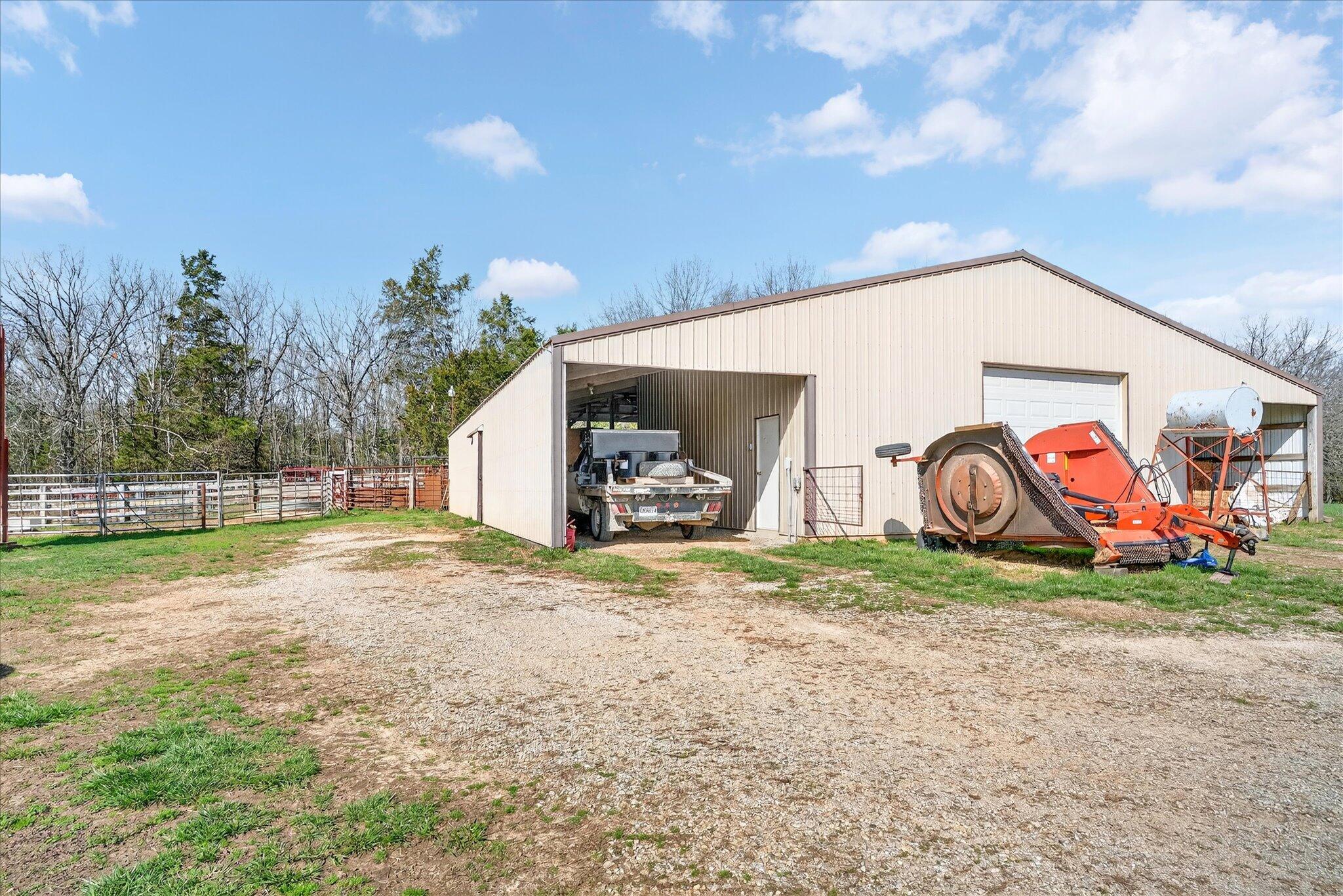 Photo 42 - Farm for sale – 8896  State Route Zz   West Plains, MO