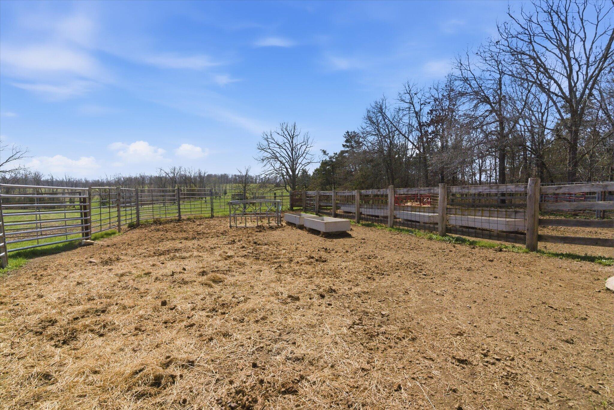 Photo 52 - Farm for sale – 8896  State Route Zz   West Plains, MO