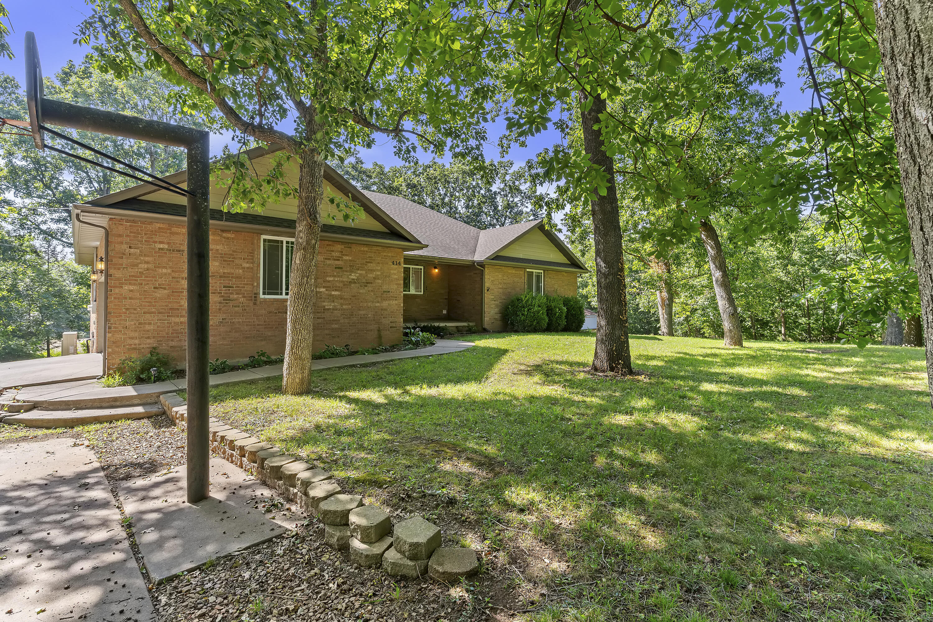 Photo 2 - Residential for sale – 414 E Hughes Road  Willard, MO
