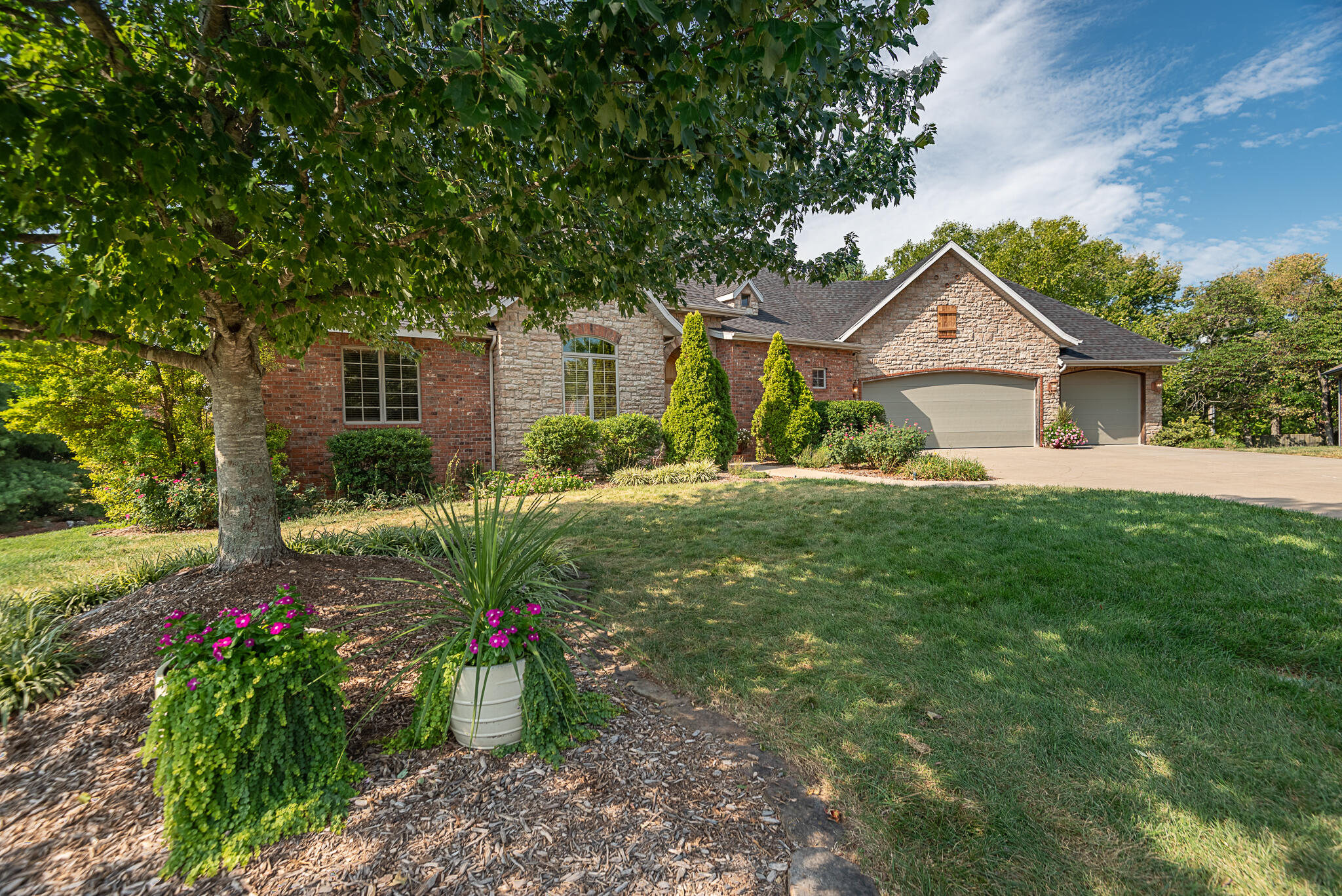 Photo 4 - Residential for sale – 4515 S Forest Avenue  Springfield, MO