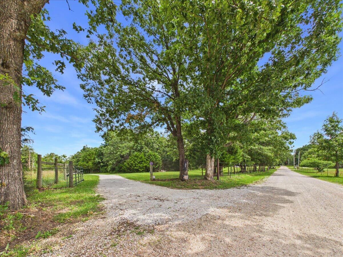 Photo 3 - Residential for sale – 37  Middle Earth Trail  Louisburg, MO
