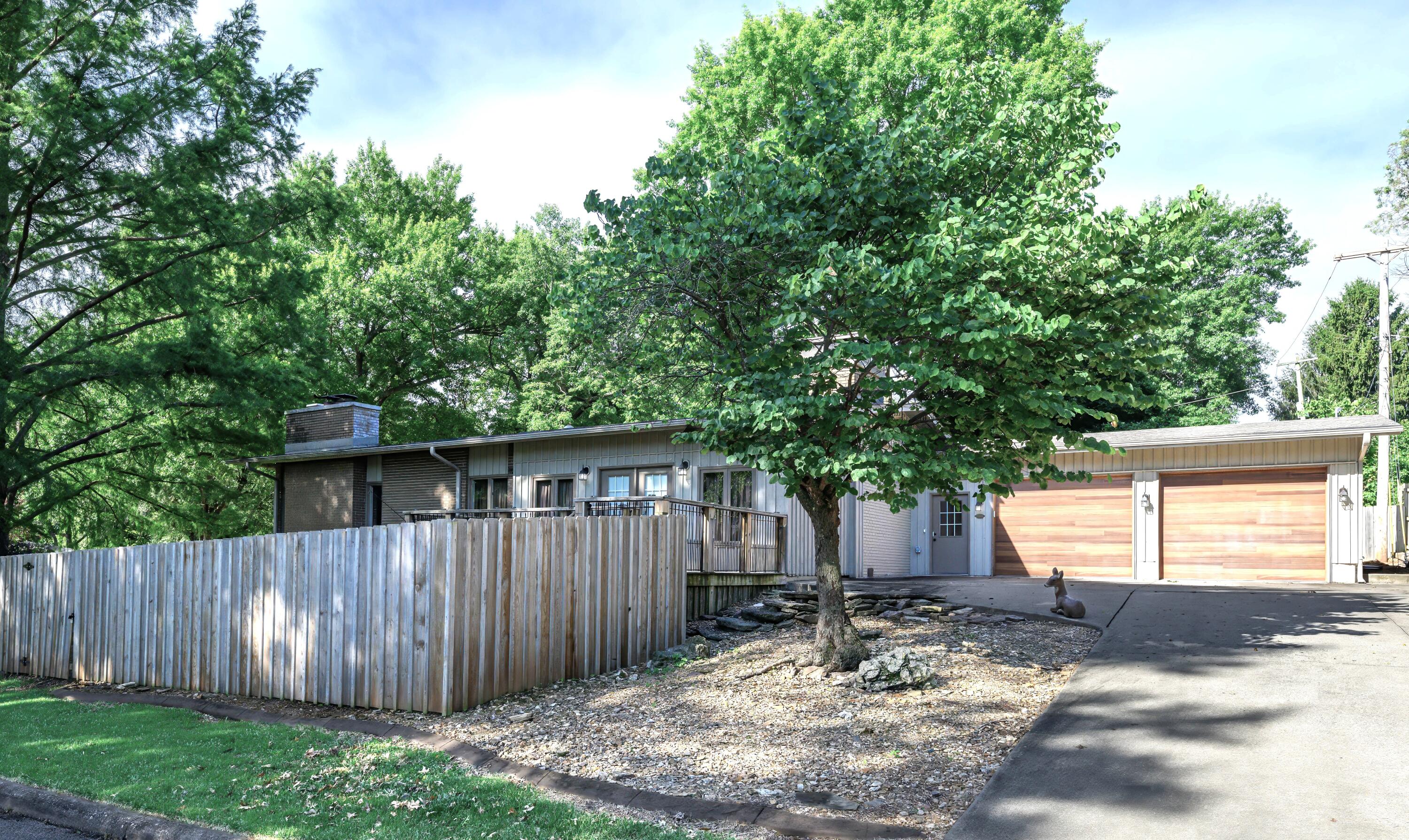 Photo 60 - Residential for sale – 2291 E Mirabeau Street  Springfield, MO