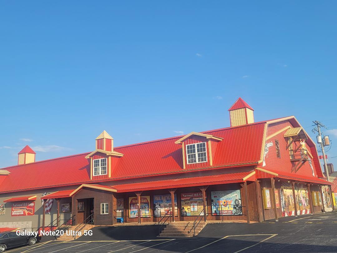 Photo 4 - Commercial Sale for sale – 3615 W 76 Country Boulevard  Branson, MO