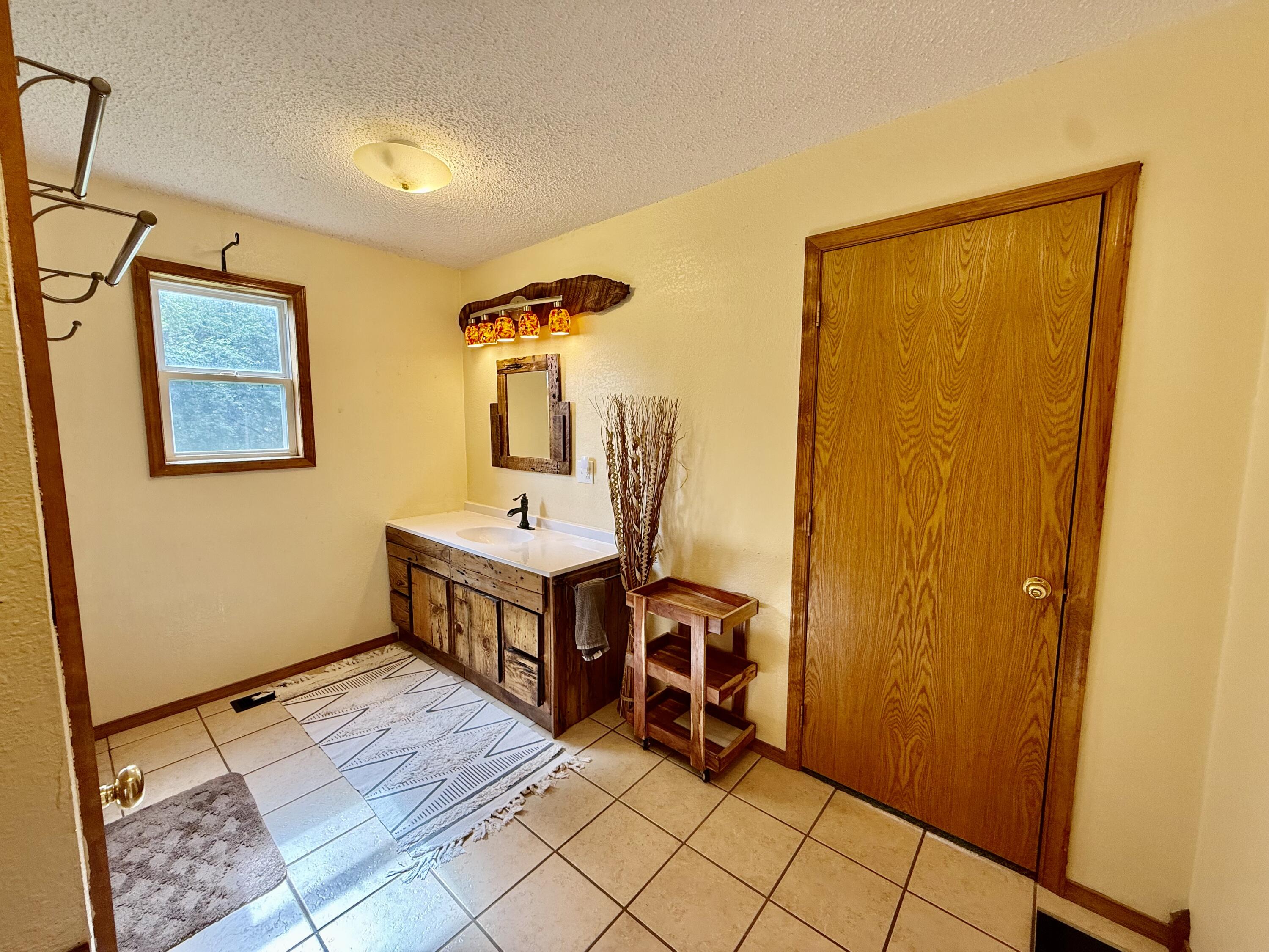 Photo 23 - Residential for sale – 3429  Kinser Drive  Hartville, MO