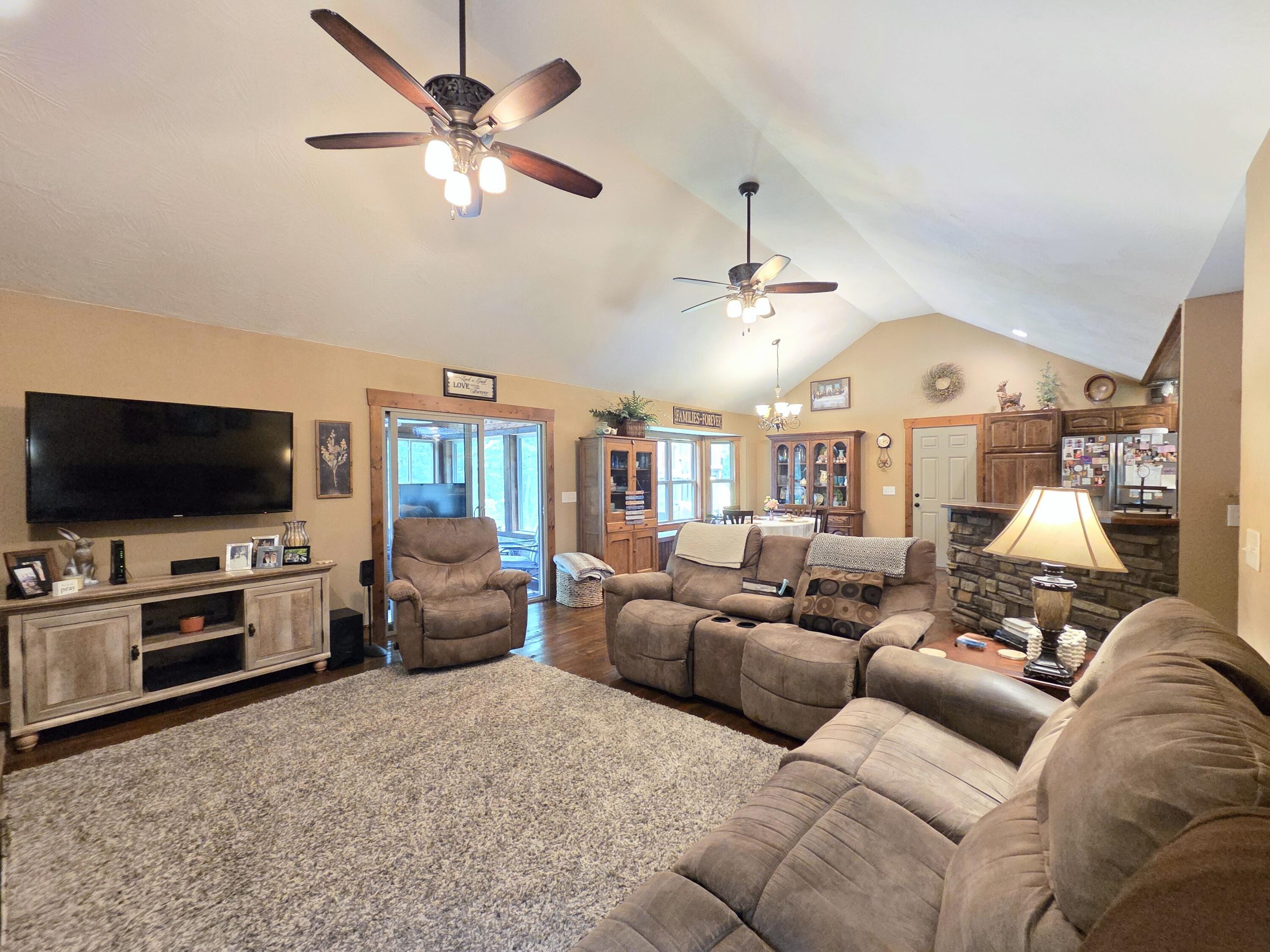 Photo 27 - Residential for sale – 1346  Golf Course Road  Marshfield, MO