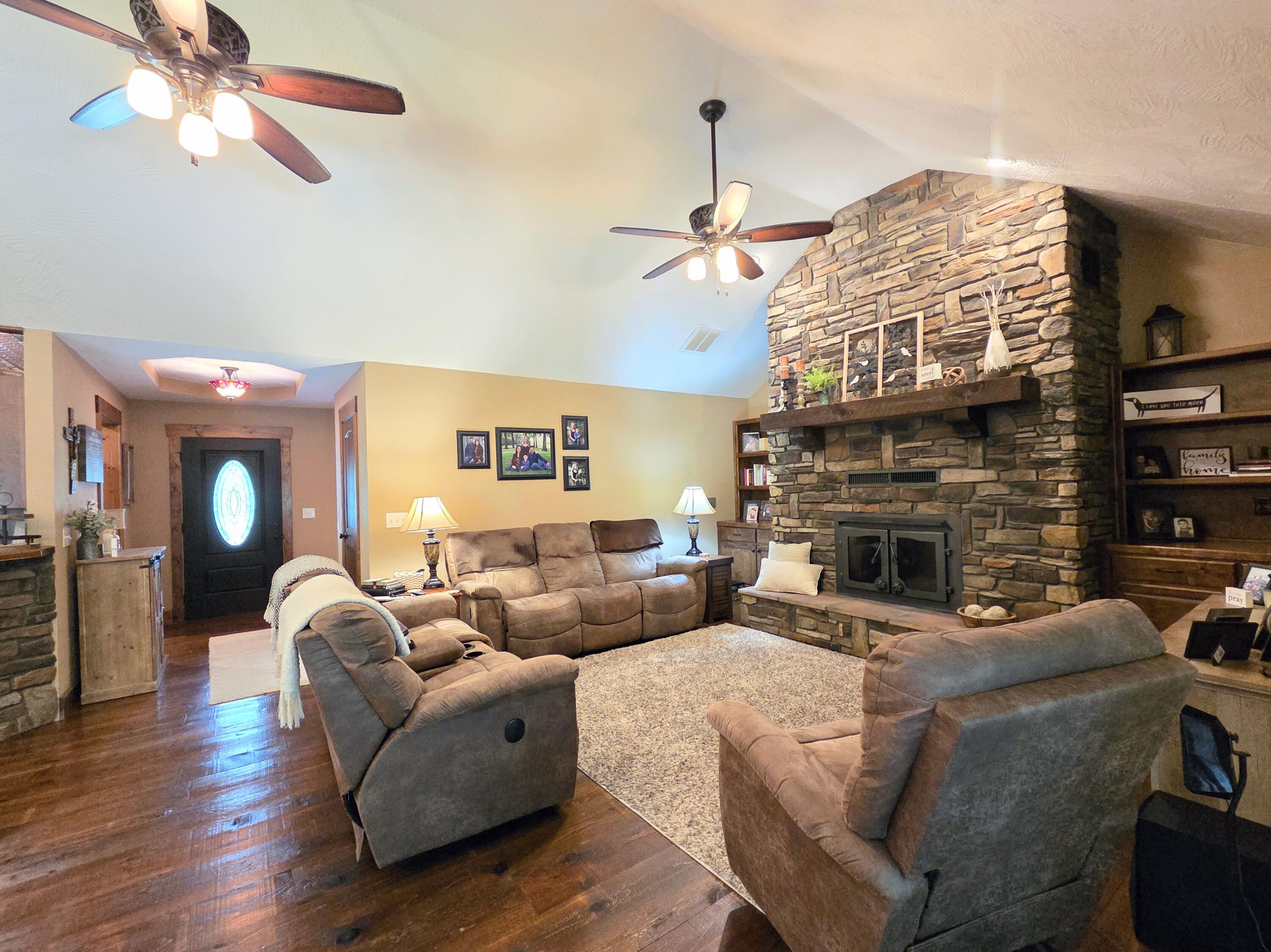 Photo 22 - Residential for sale – 1346  Golf Course Road  Marshfield, MO
