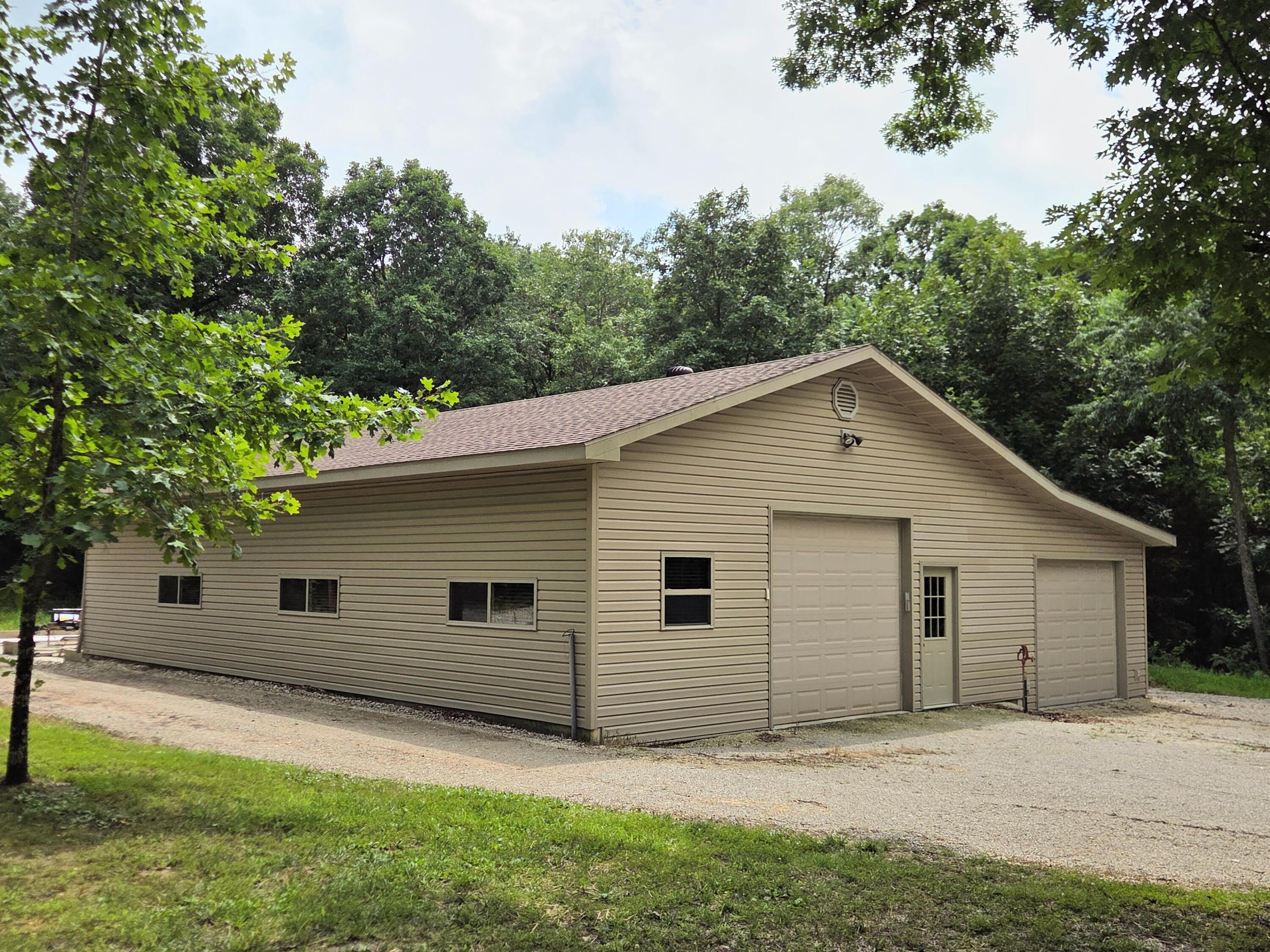 Photo 64 - Residential for sale – 1346  Golf Course Road  Marshfield, MO