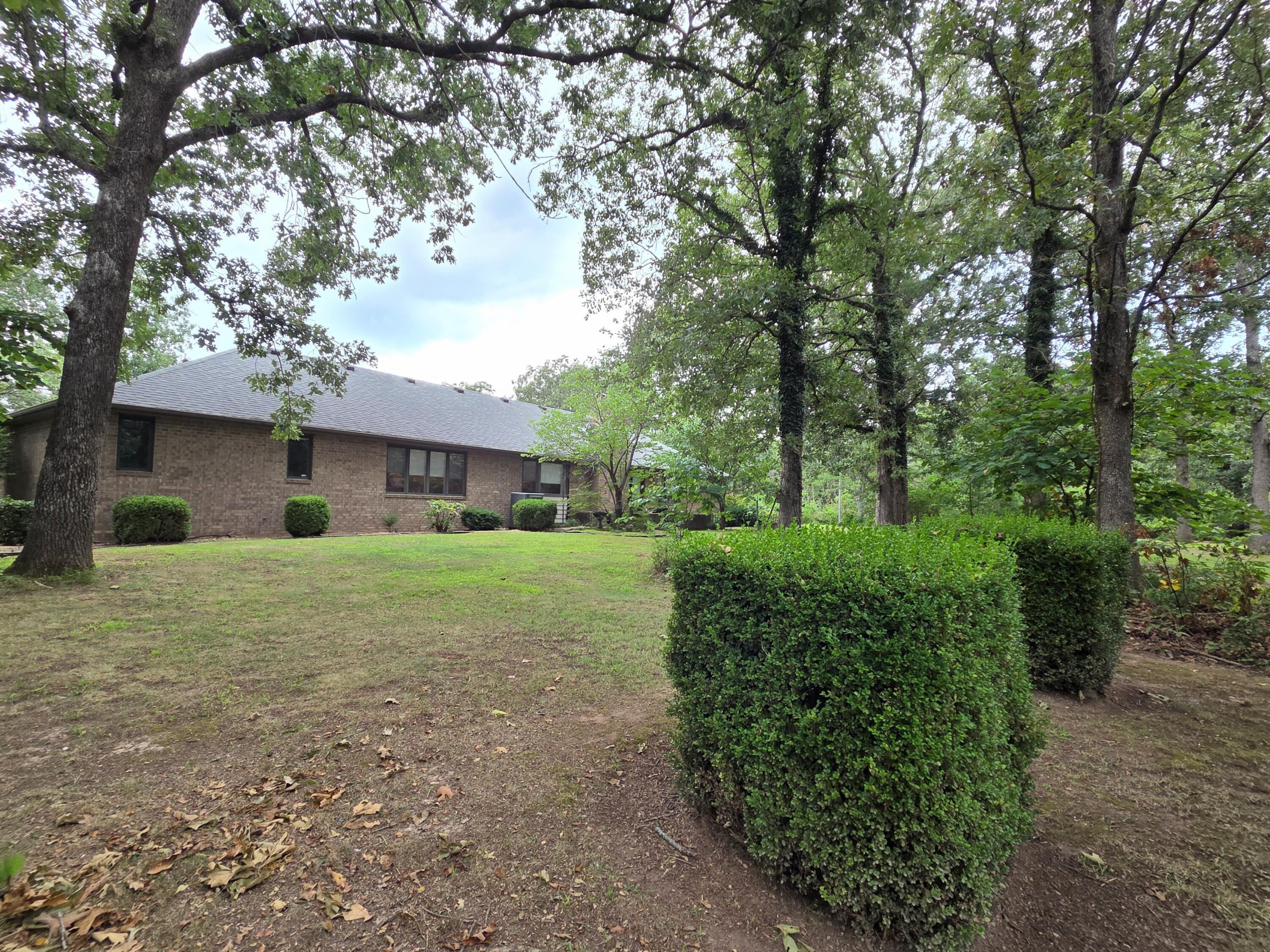 Photo 31 - Residential for sale – 1738  Hawthorn Place  Marshfield, MO