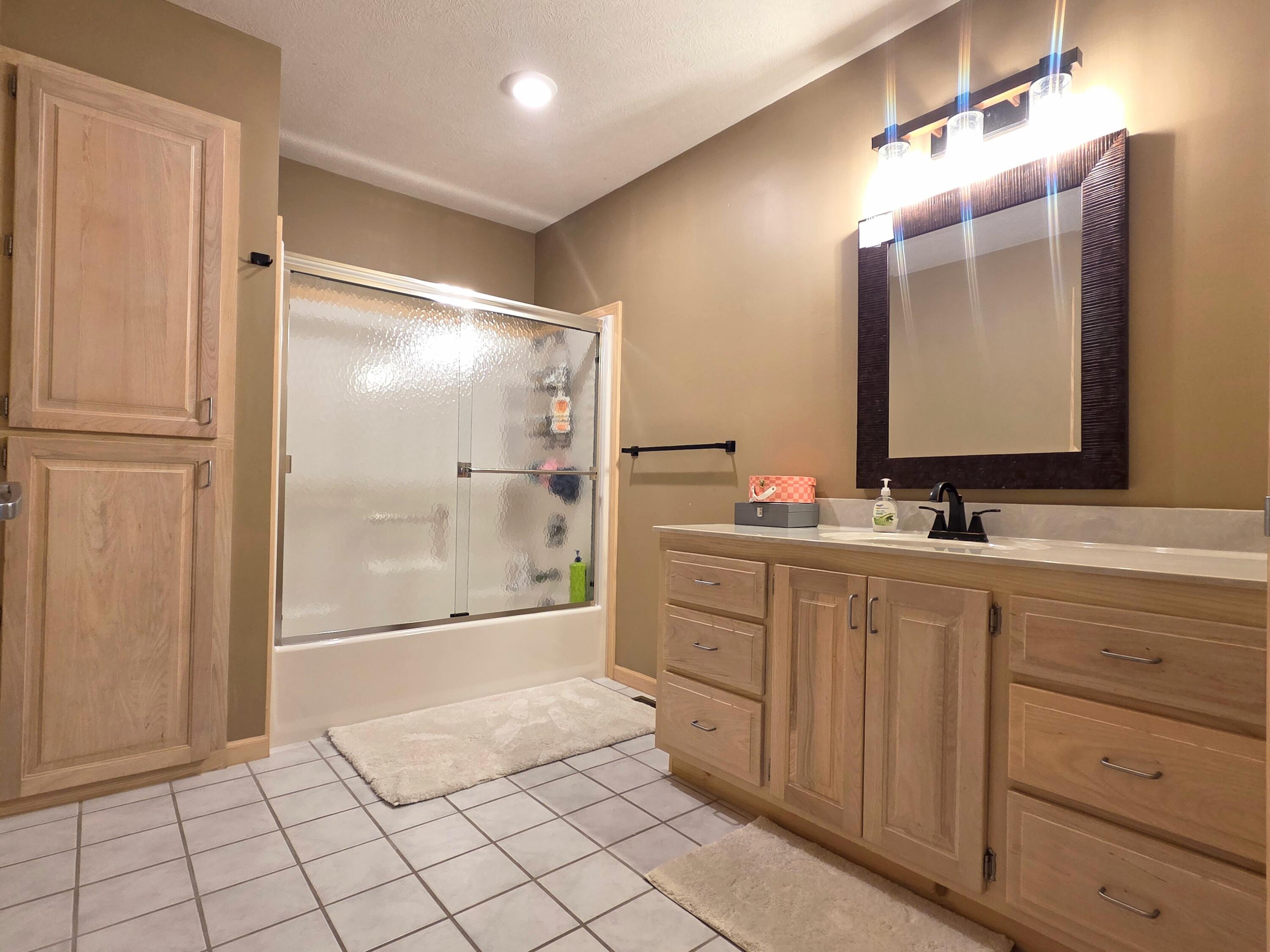 Photo 74 - Residential for sale – 1738  Hawthorn Place  Marshfield, MO