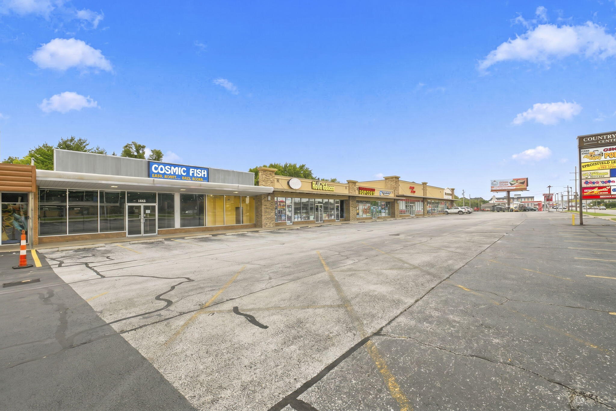 Photo 5 - Commercial Lease for sale – 1445 S Glenstone Avenue  Springfield, MO