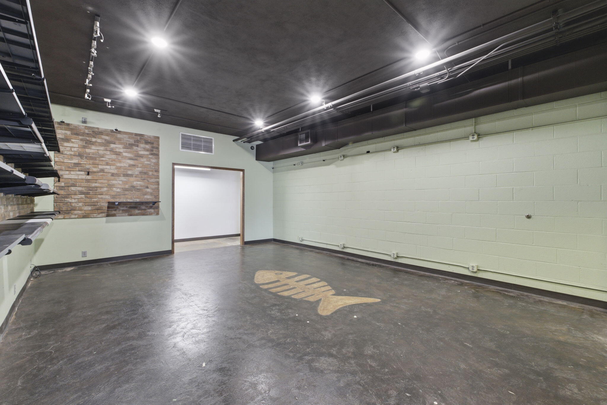 Photo 12 - Commercial Lease for sale – 1445 S Glenstone Avenue  Springfield, MO